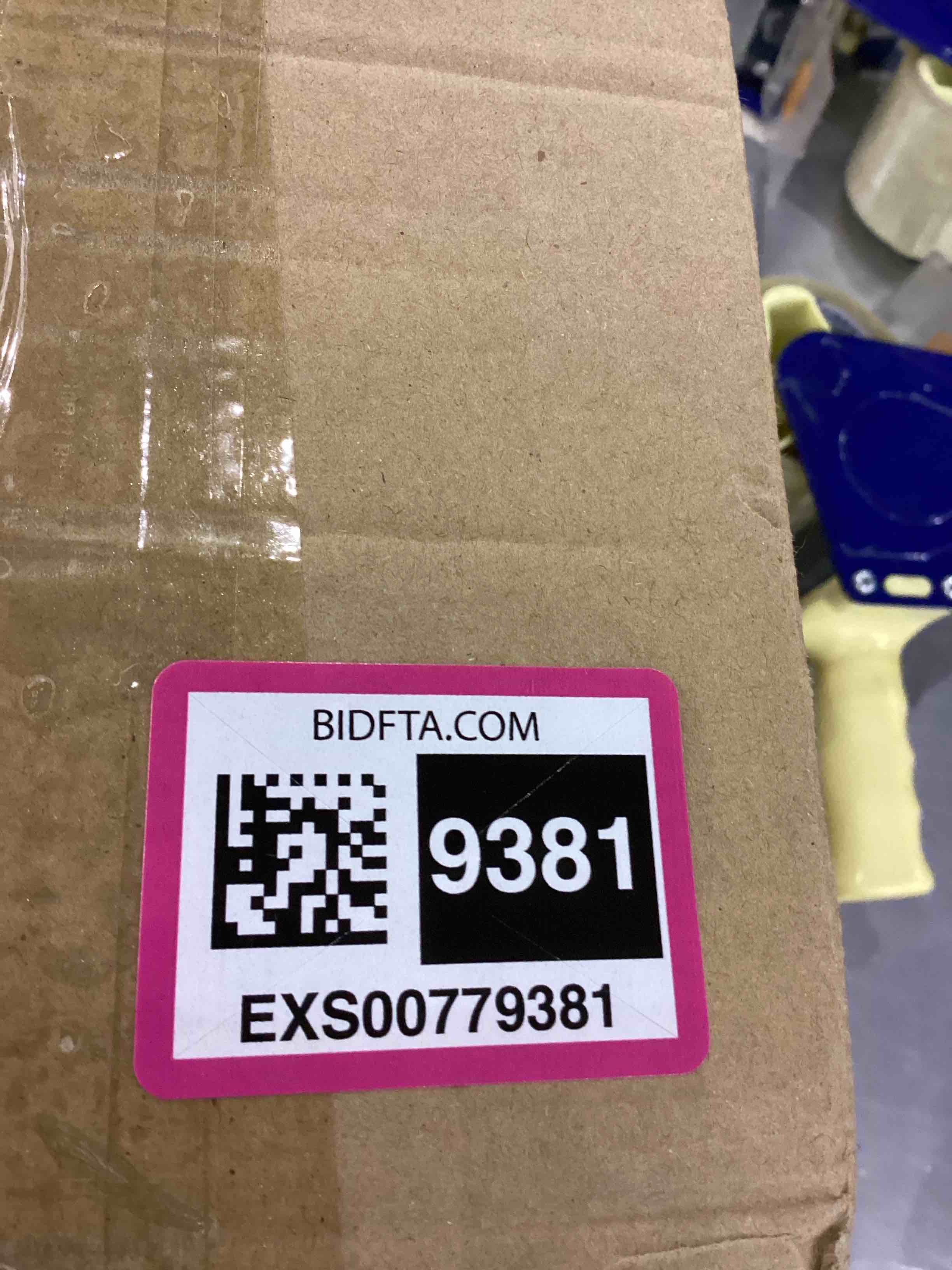 https://s3.amazonaws.com/lotting-images-prod/bidfta/EXS00779381_1702988989670.jpeg