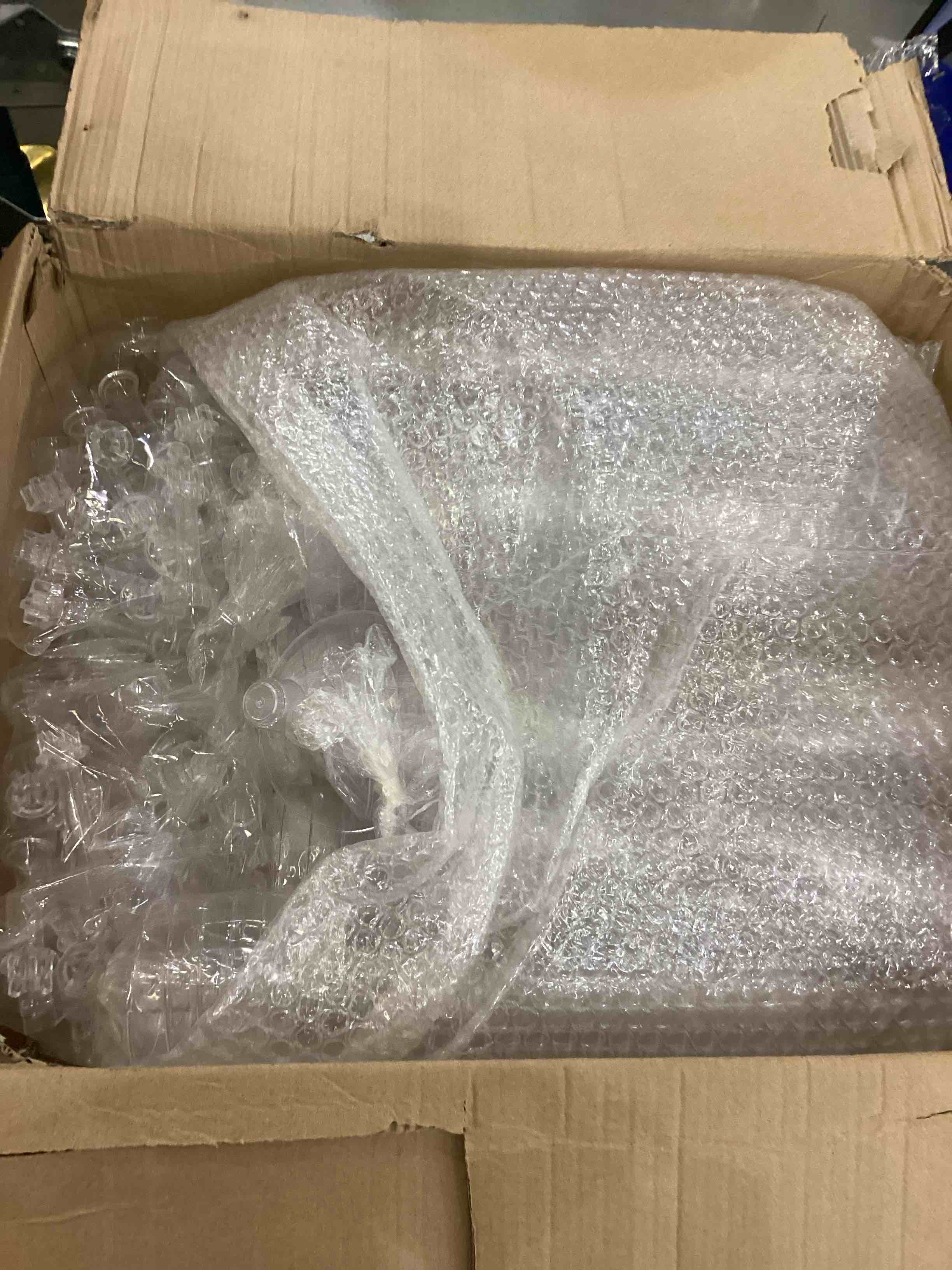 https://s3.amazonaws.com/lotting-images-prod/bidfta/EXS00779454_1703008824298.jpeg