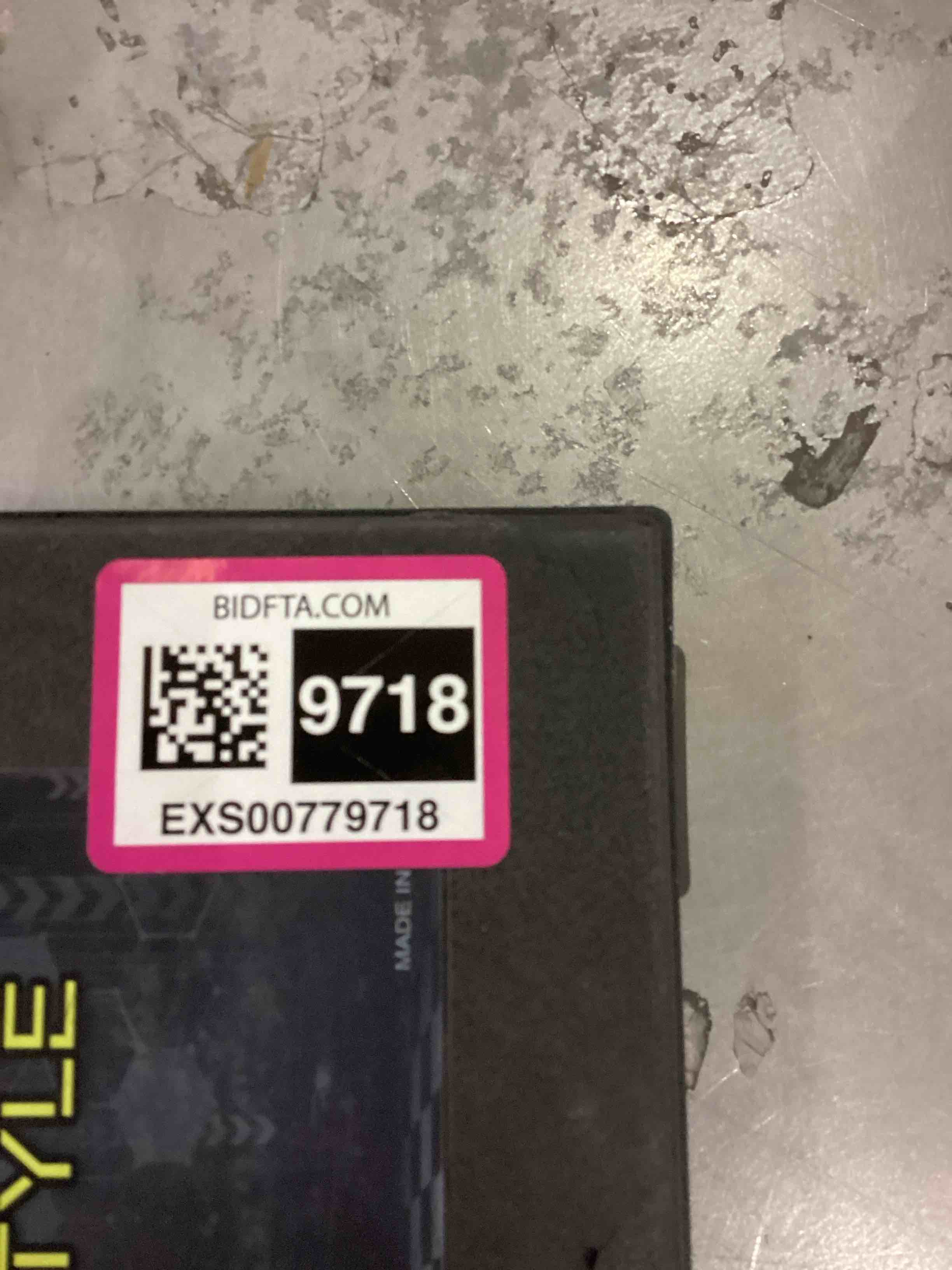 https://s3.amazonaws.com/lotting-images-prod/bidfta/EXS00779718_1702042668551.jpeg