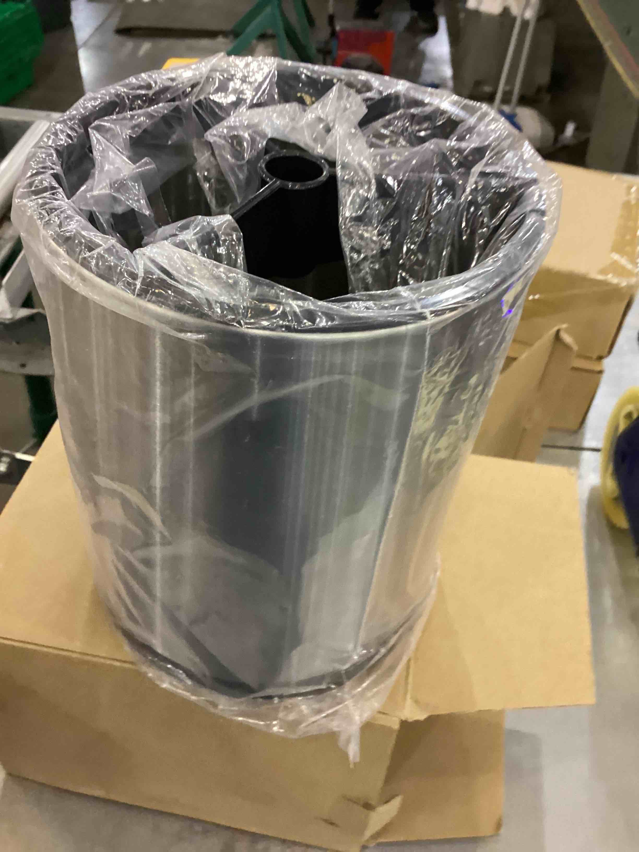 https://s3.amazonaws.com/lotting-images-prod/bidfta/EXS00779752_1702049482176.jpeg