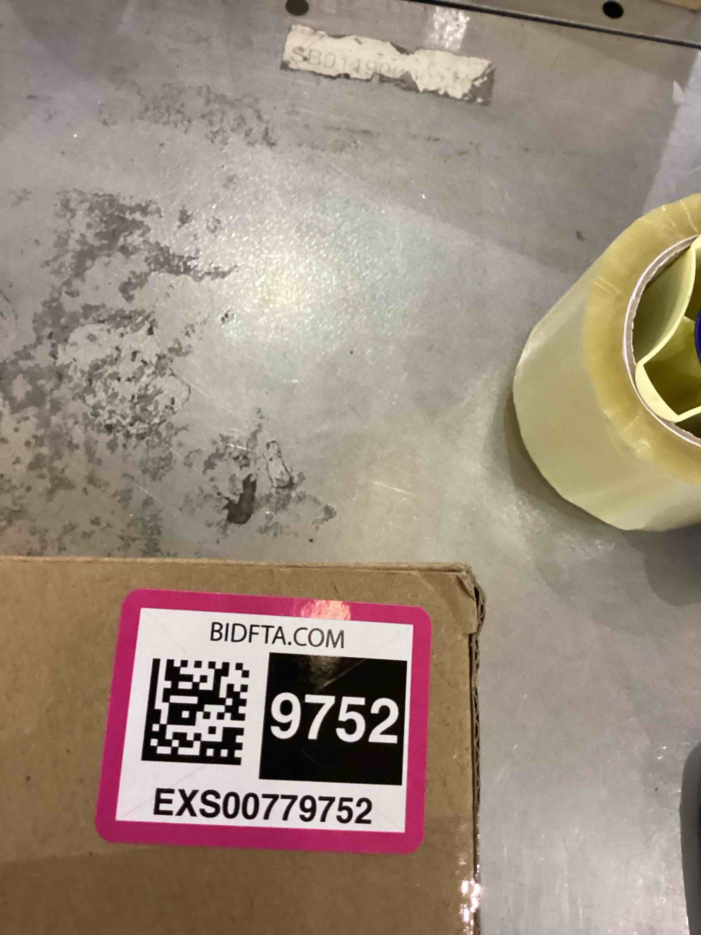 https://s3.amazonaws.com/lotting-images-prod/bidfta/EXS00779752_1702049510154.jpeg
