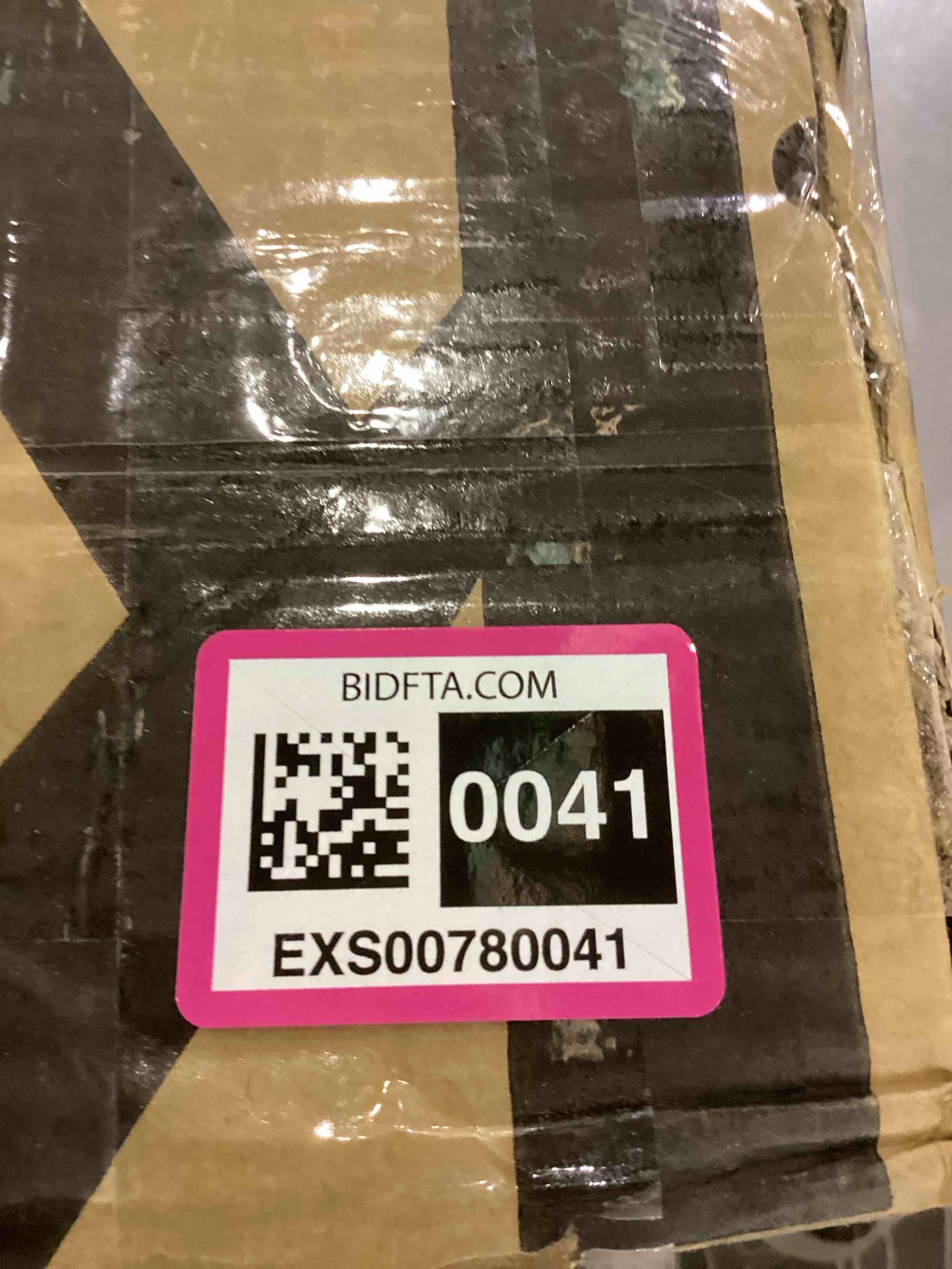https://s3.amazonaws.com/lotting-images-prod/bidfta/EXS00780041_1702387272499.jpeg