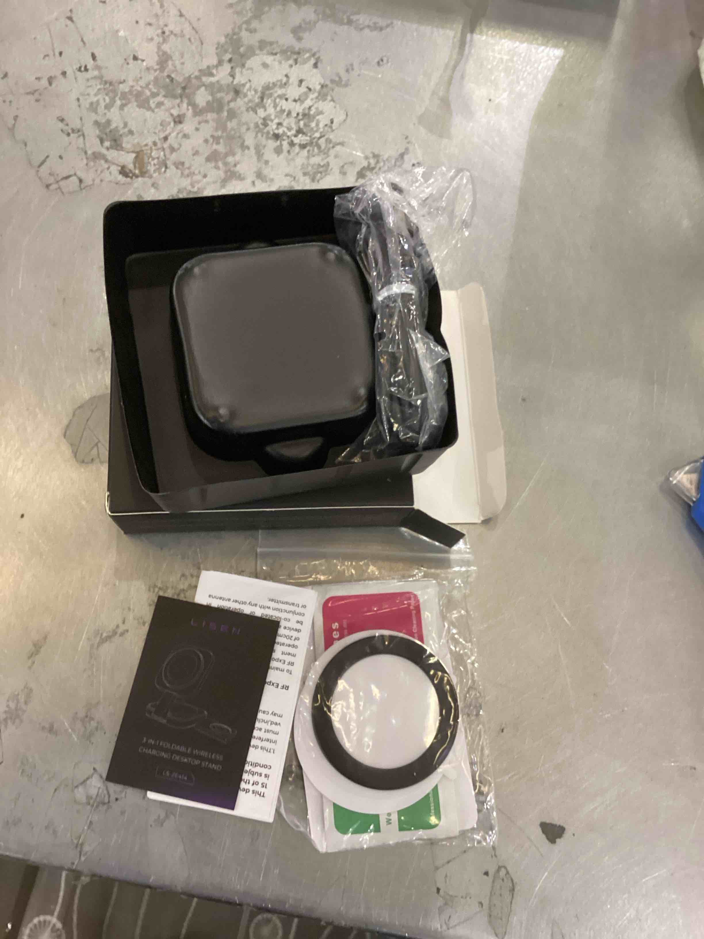 https://s3.amazonaws.com/lotting-images-prod/bidfta/EXS00780141_1702404253071.jpeg