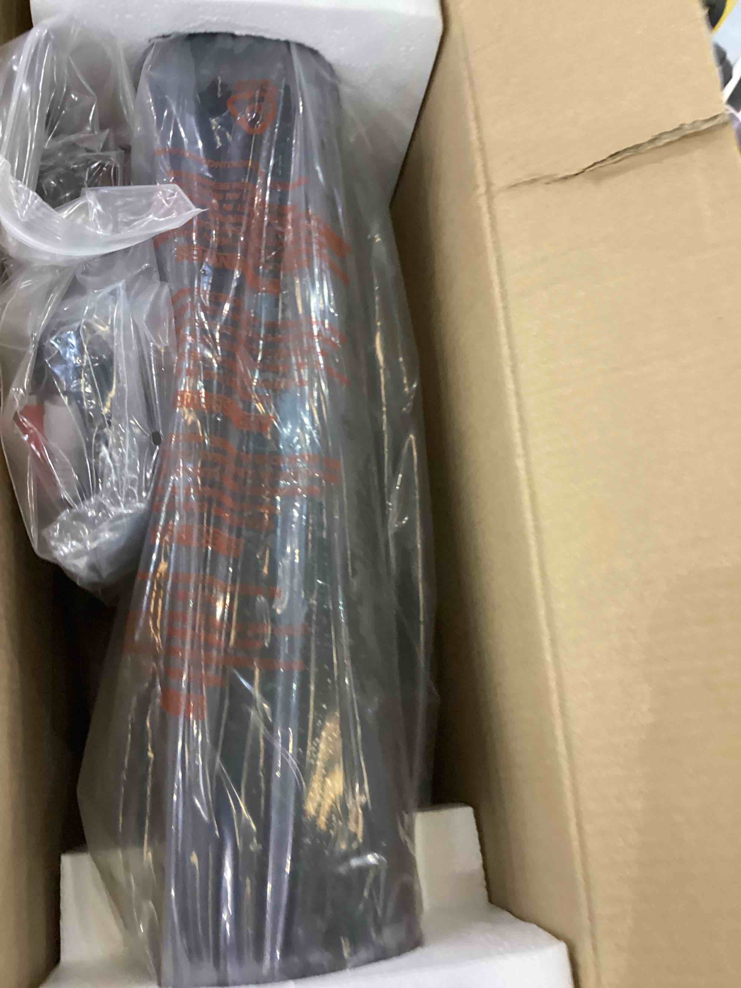 https://s3.amazonaws.com/lotting-images-prod/bidfta/EXS00780301_1702485739253.jpeg