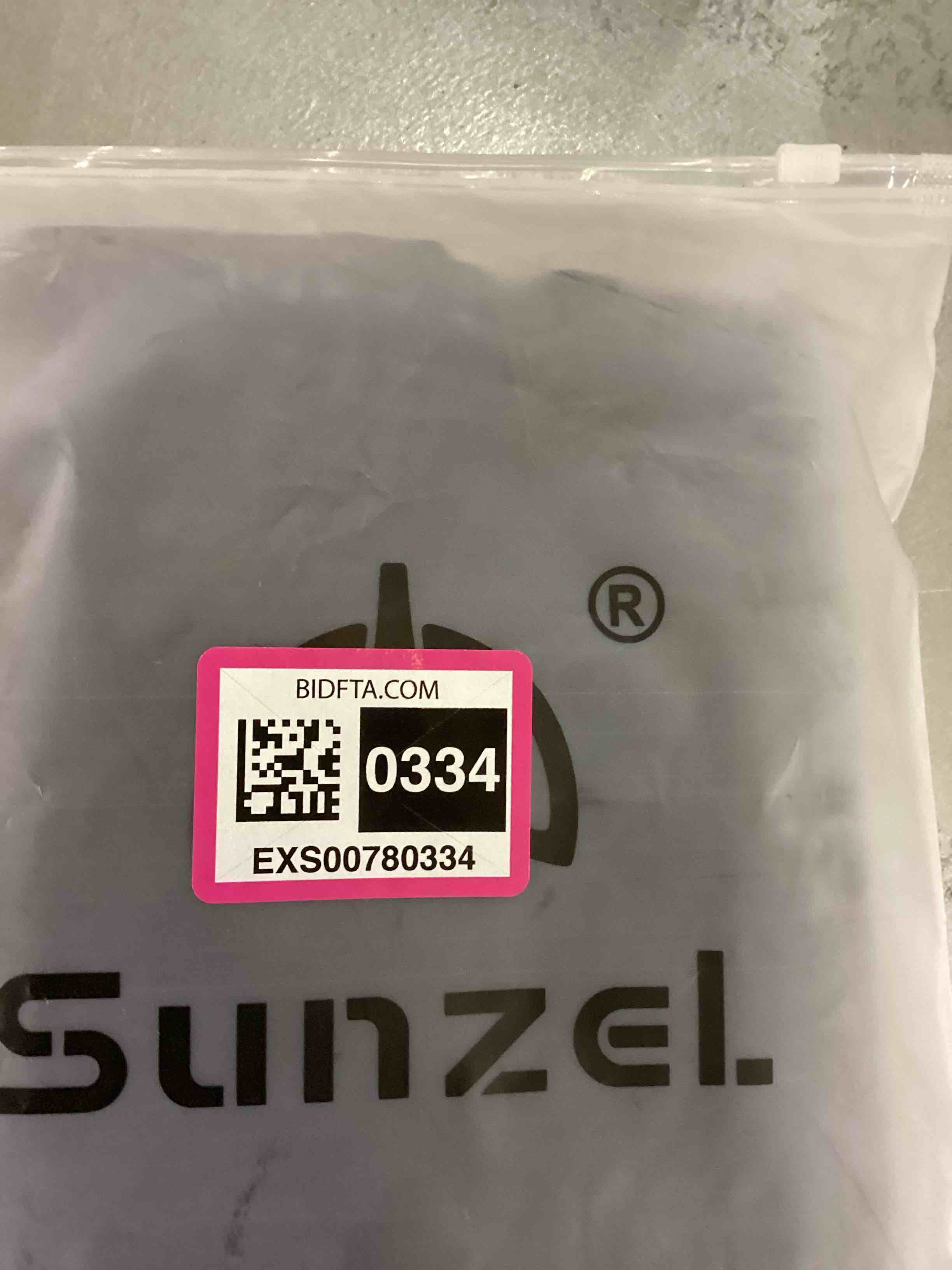 https://s3.amazonaws.com/lotting-images-prod/bidfta/EXS00780334_1702491995322.jpeg