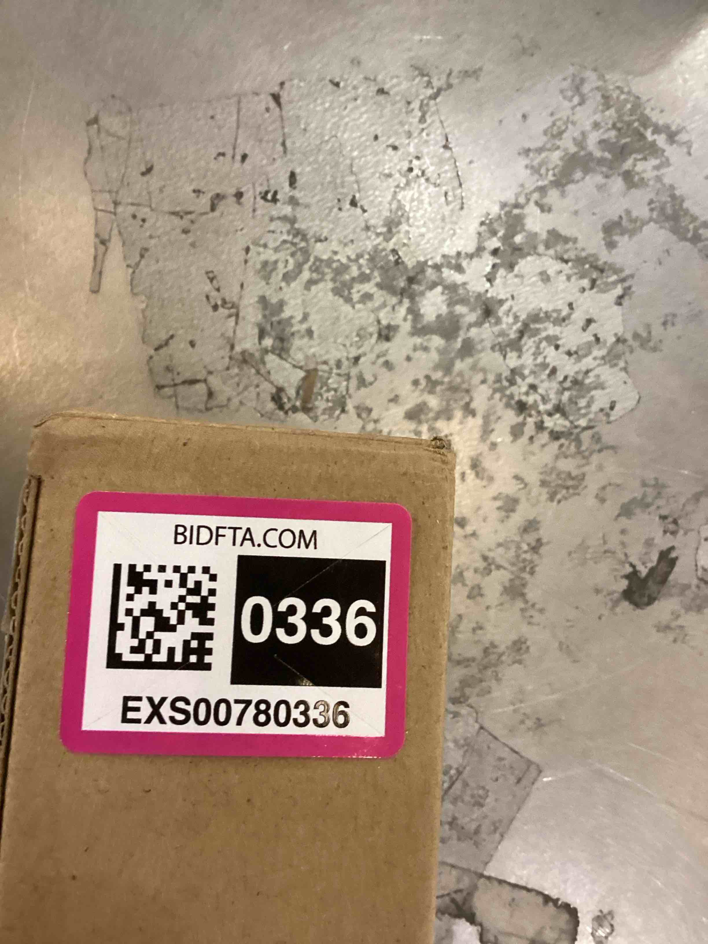 https://s3.amazonaws.com/lotting-images-prod/bidfta/EXS00780336_1702492166022.jpeg