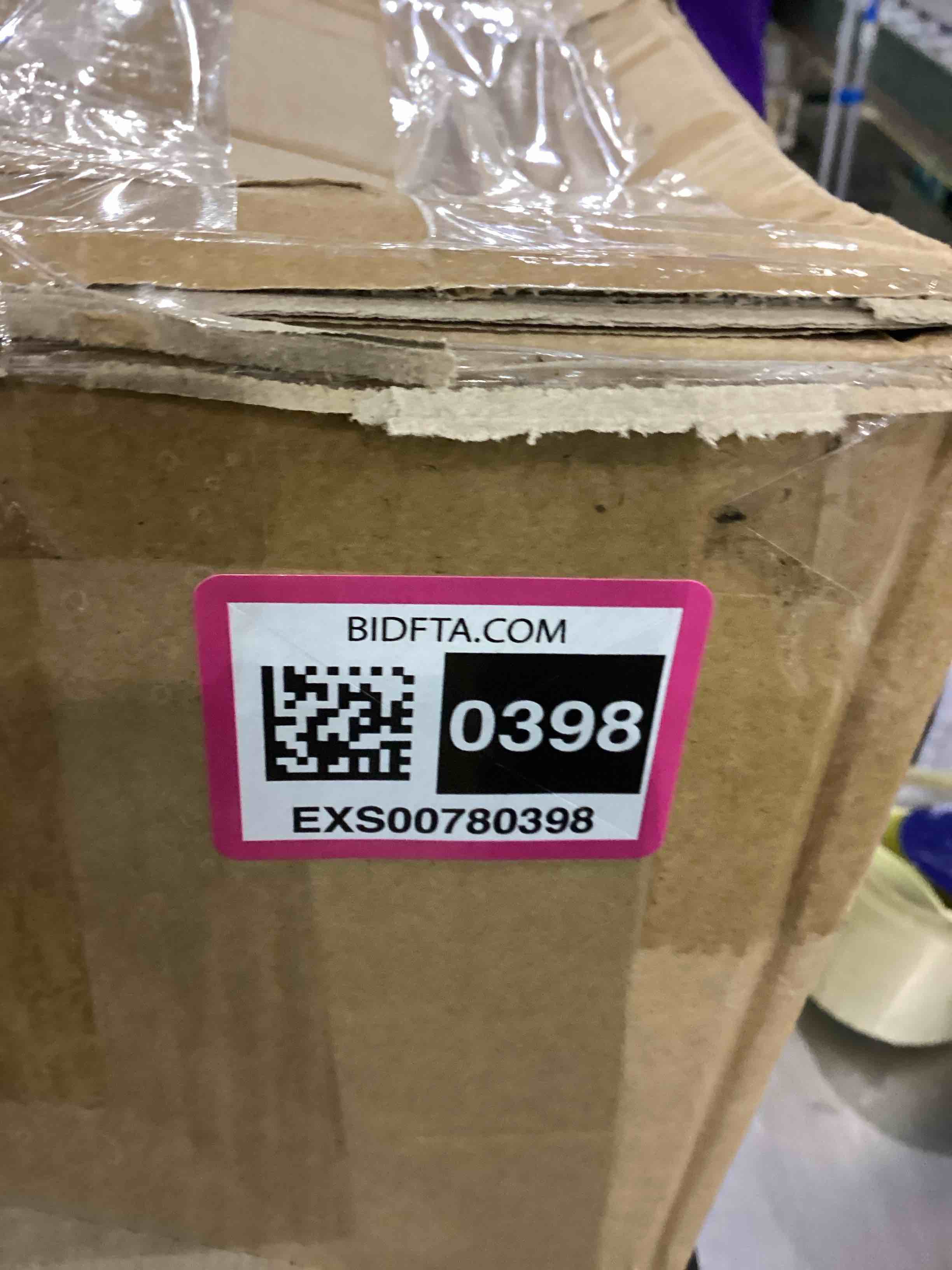 https://s3.amazonaws.com/lotting-images-prod/bidfta/EXS00780398_1702558599384.jpeg