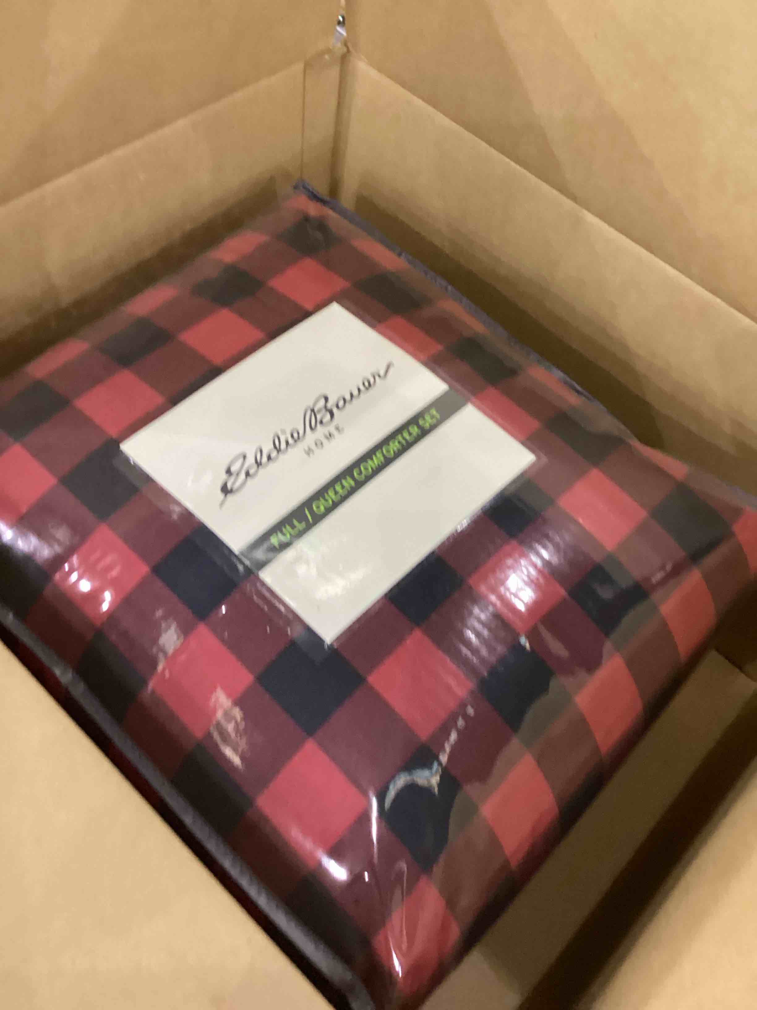 https://s3.amazonaws.com/lotting-images-prod/bidfta/EXS00780410_1702560813474.jpeg