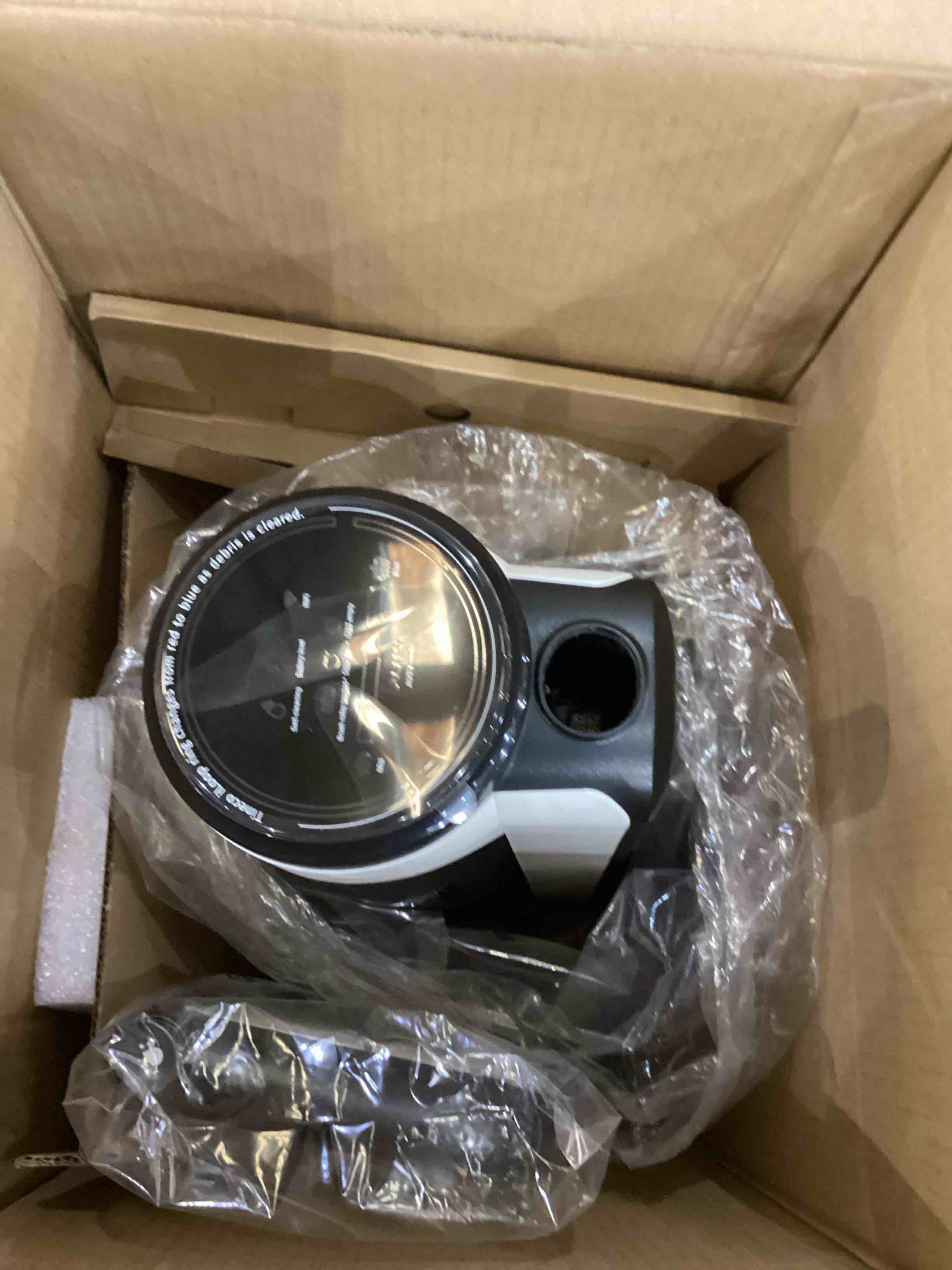https://s3.amazonaws.com/lotting-images-prod/bidfta/EXS00780493_1702577349630.jpeg