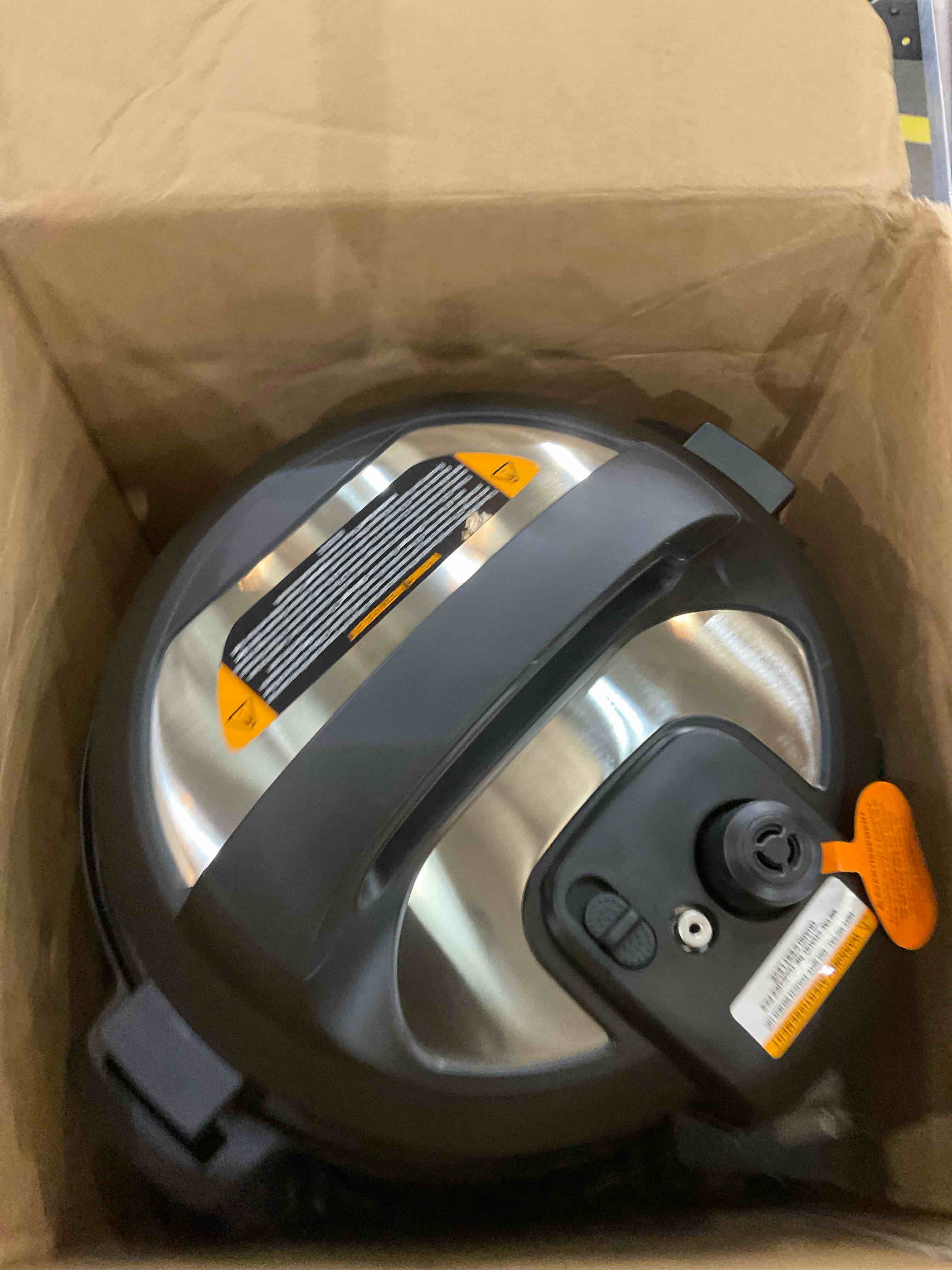 https://s3.amazonaws.com/lotting-images-prod/bidfta/EXS00780623_1701704047169.jpeg