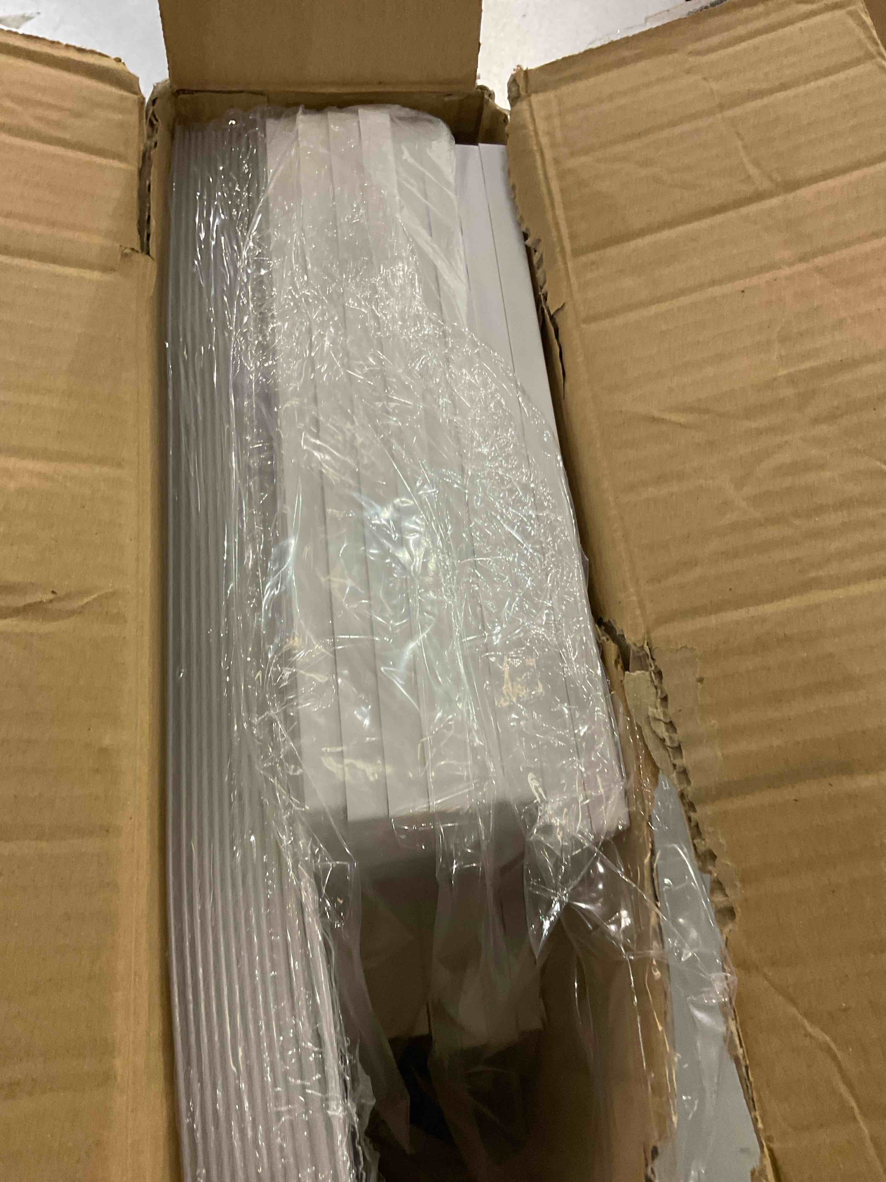 https://s3.amazonaws.com/lotting-images-prod/bidfta/EXS00780732_1701720123508.jpeg