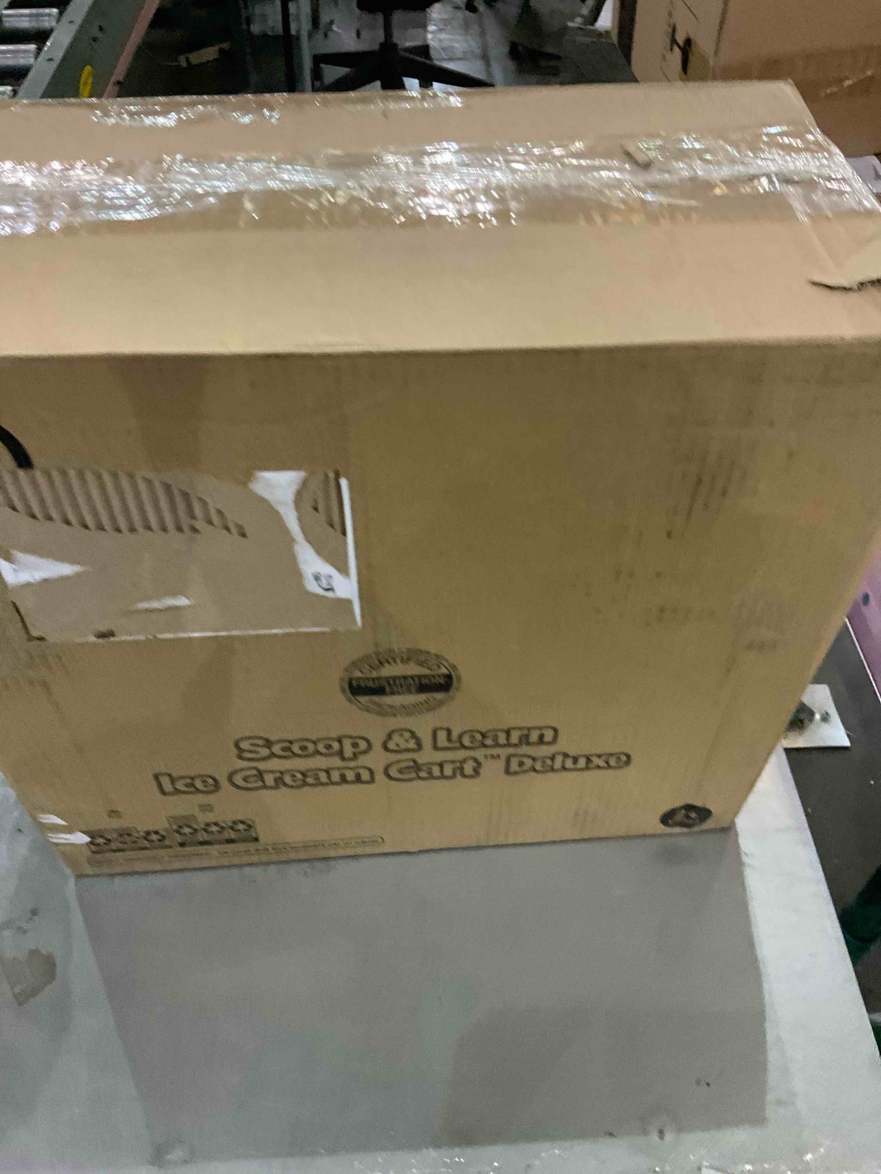 https://s3.amazonaws.com/lotting-images-prod/bidfta/EXS00780818_1701787698204.jpeg