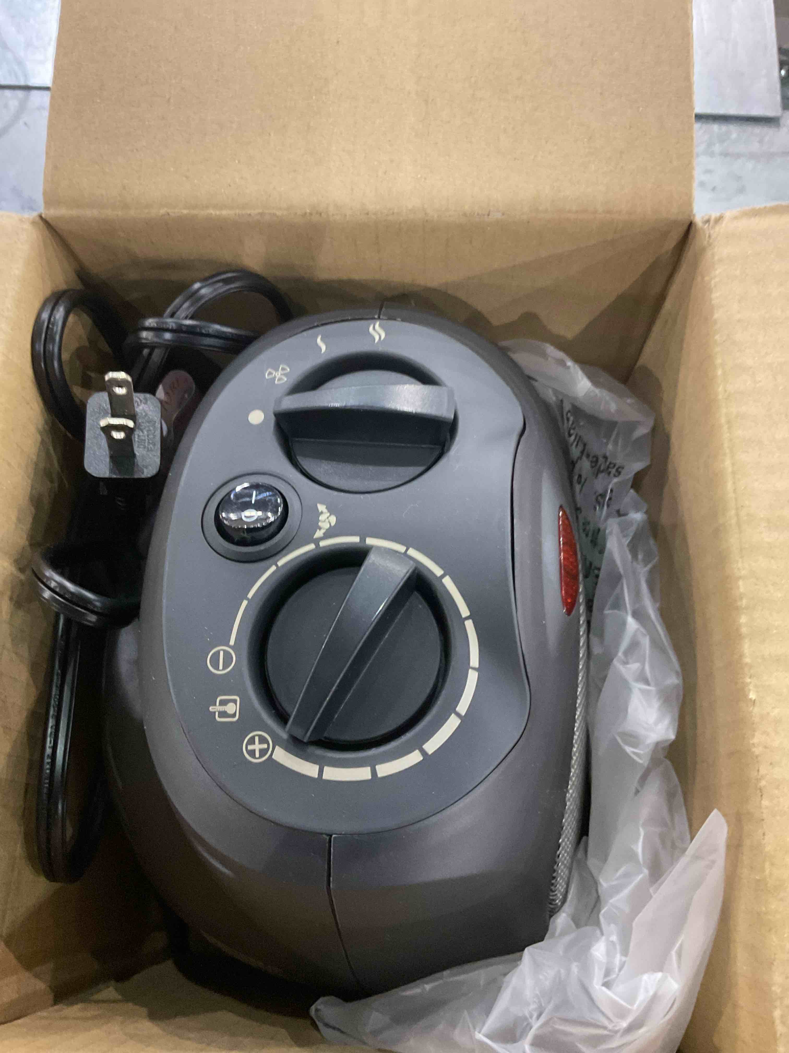 https://s3.amazonaws.com/lotting-images-prod/bidfta/EXS00780992_1701867024248.jpeg