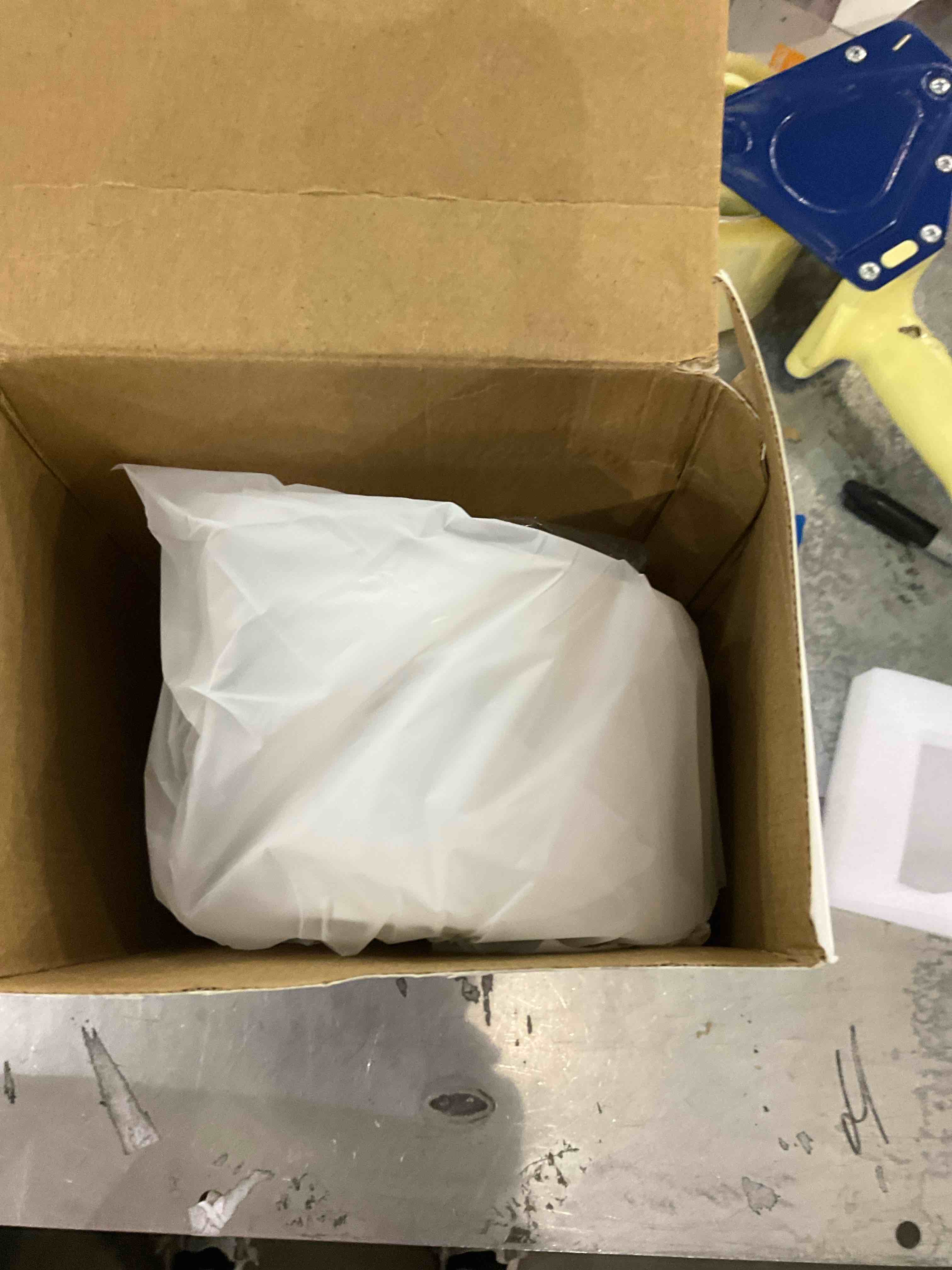 https://s3.amazonaws.com/lotting-images-prod/bidfta/EXS00781795_1701719826379.jpeg