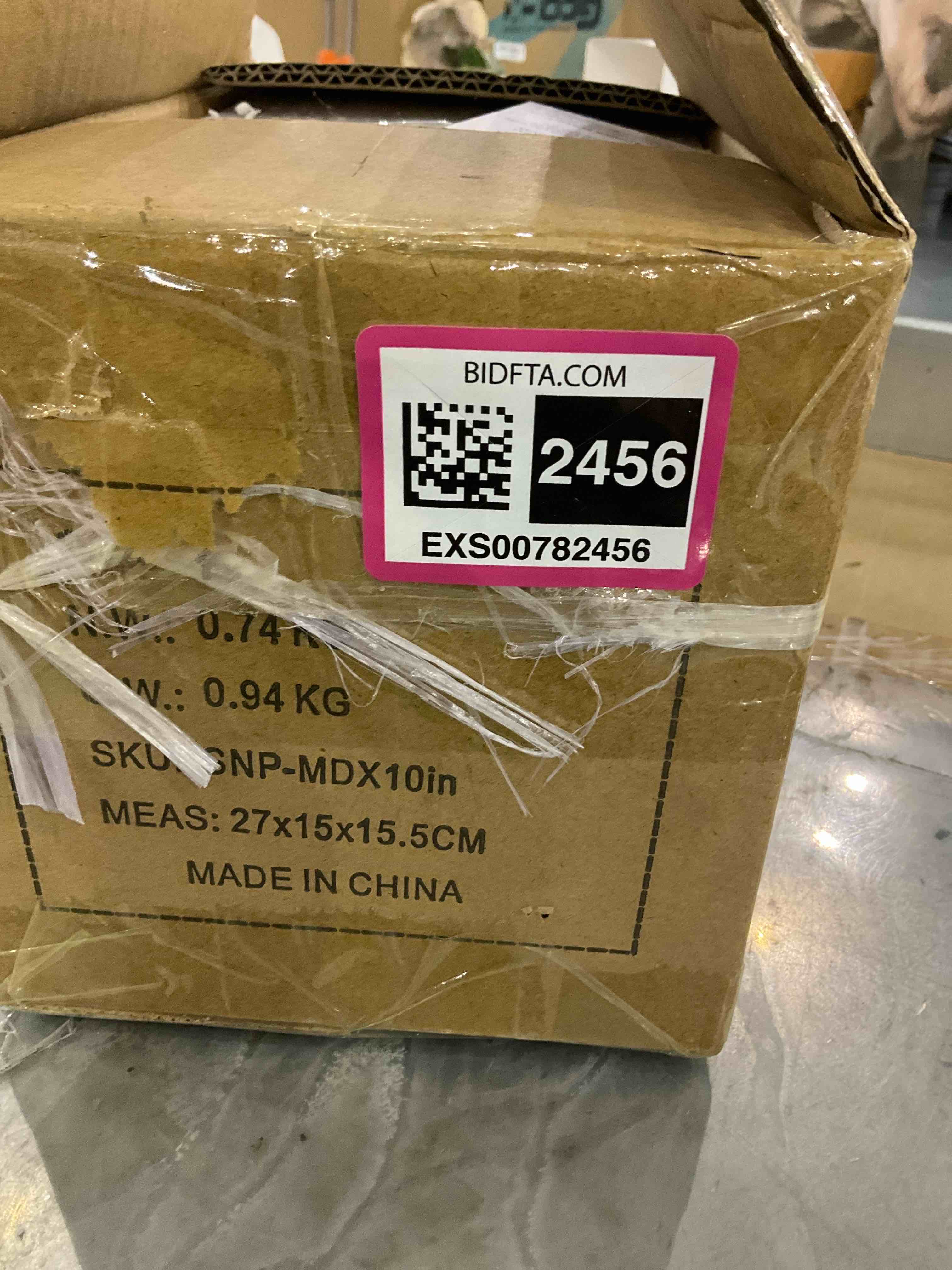 https://s3.amazonaws.com/lotting-images-prod/bidfta/EXS00782456_1701866410882.jpeg