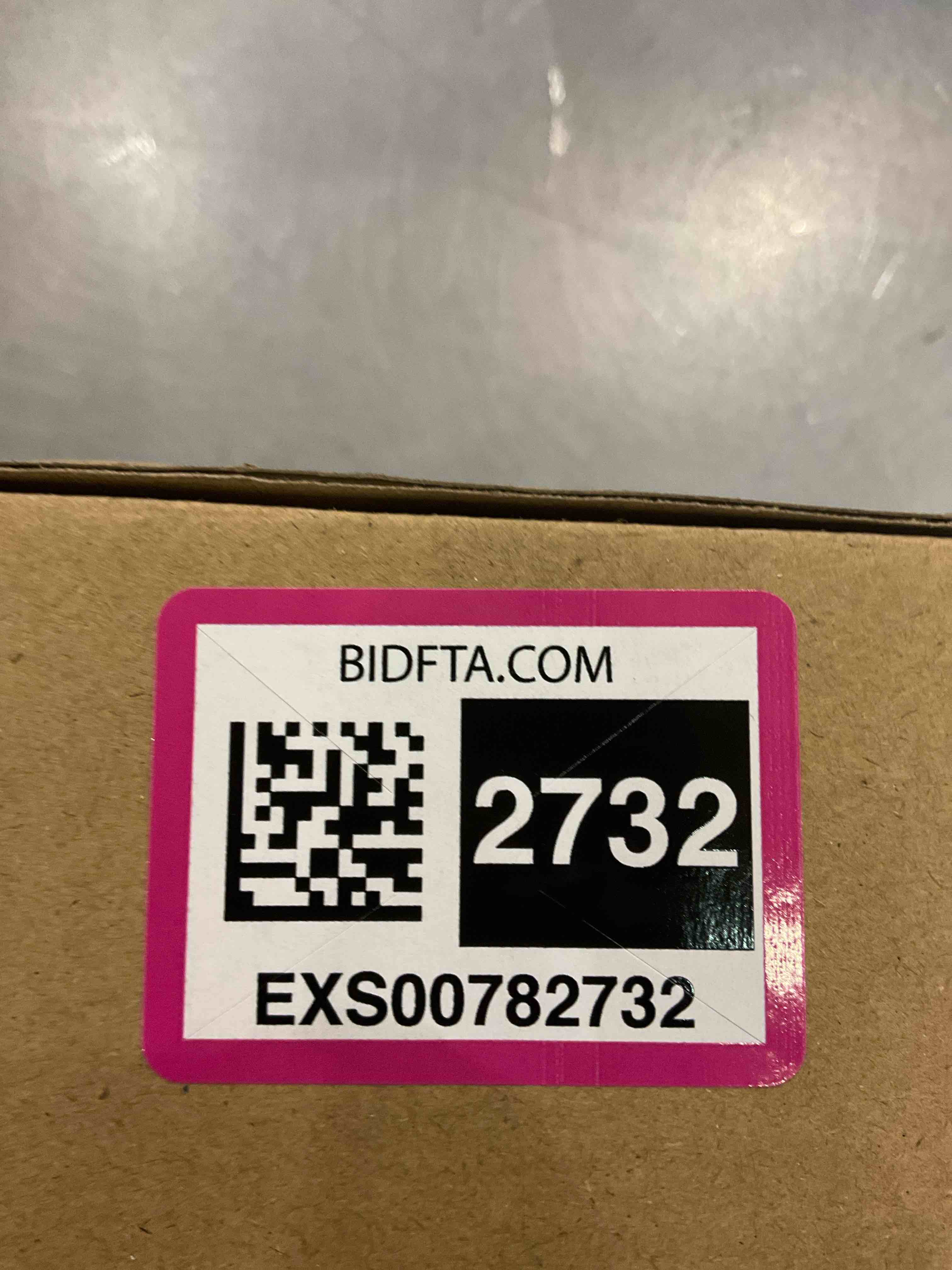 https://s3.amazonaws.com/lotting-images-prod/bidfta/EXS00782732_1701701540099.jpeg