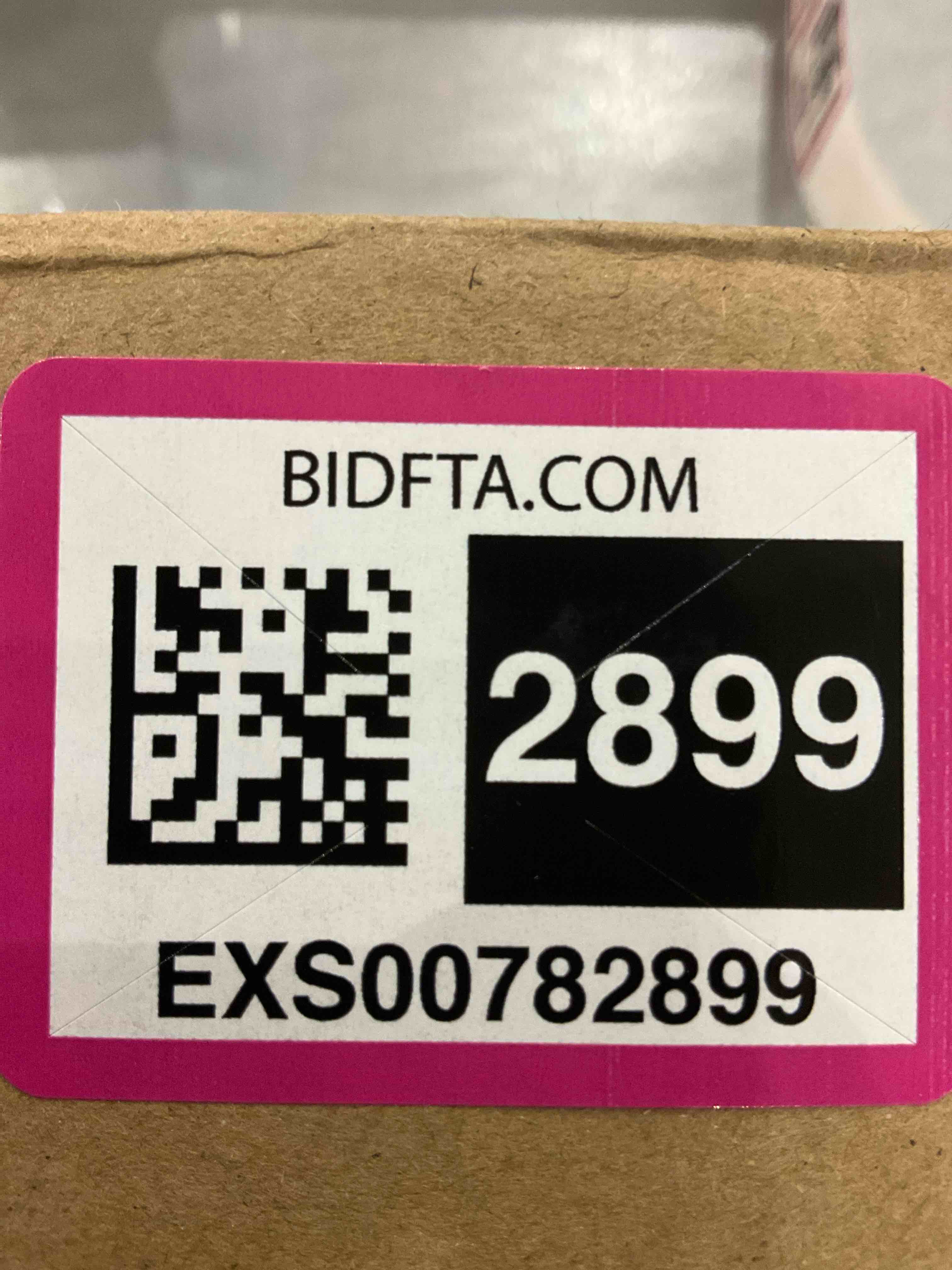 https://s3.amazonaws.com/lotting-images-prod/bidfta/EXS00782899_1701790430419.jpeg