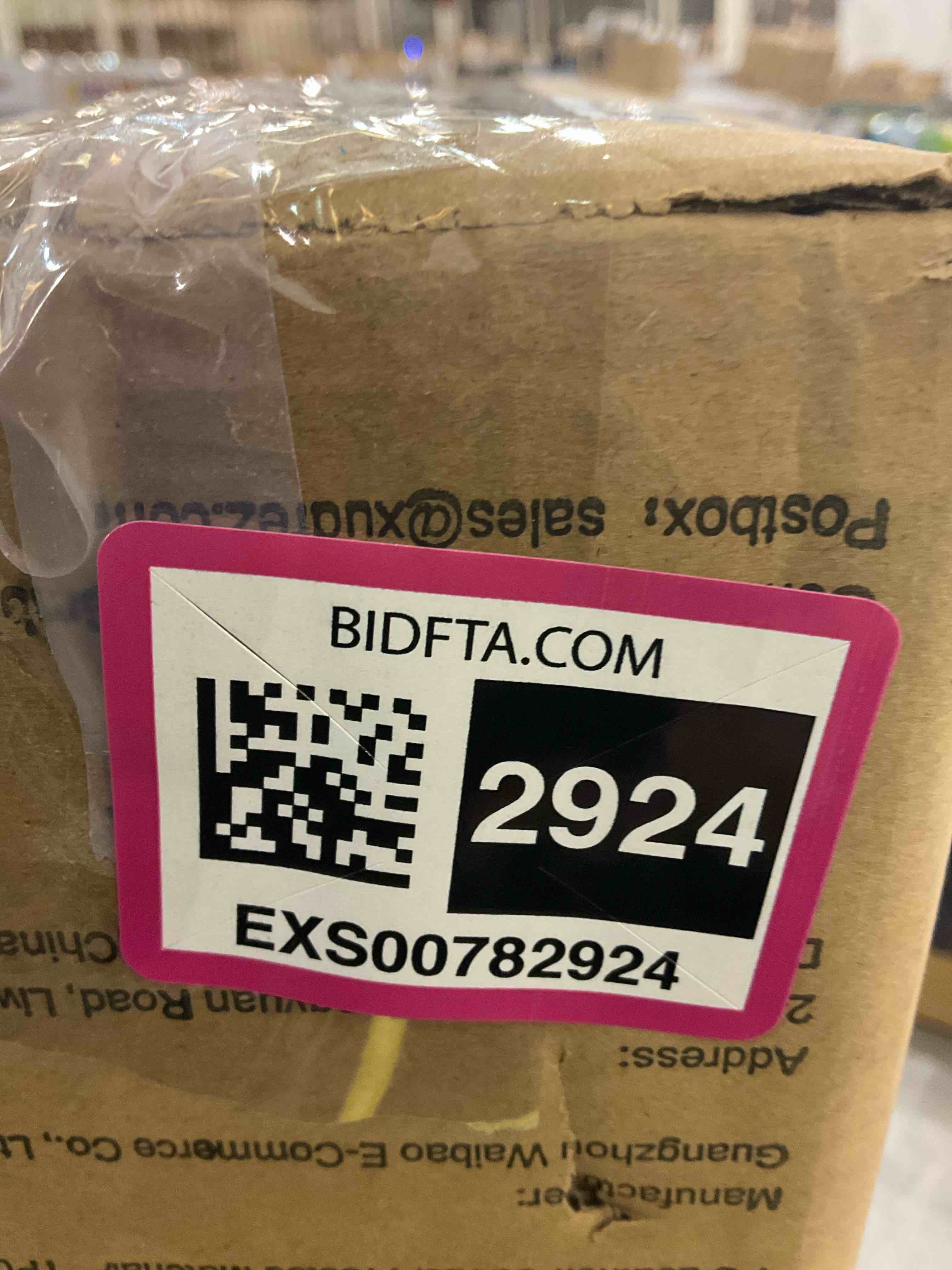 https://s3.amazonaws.com/lotting-images-prod/bidfta/EXS00782924_1701793454849.jpeg