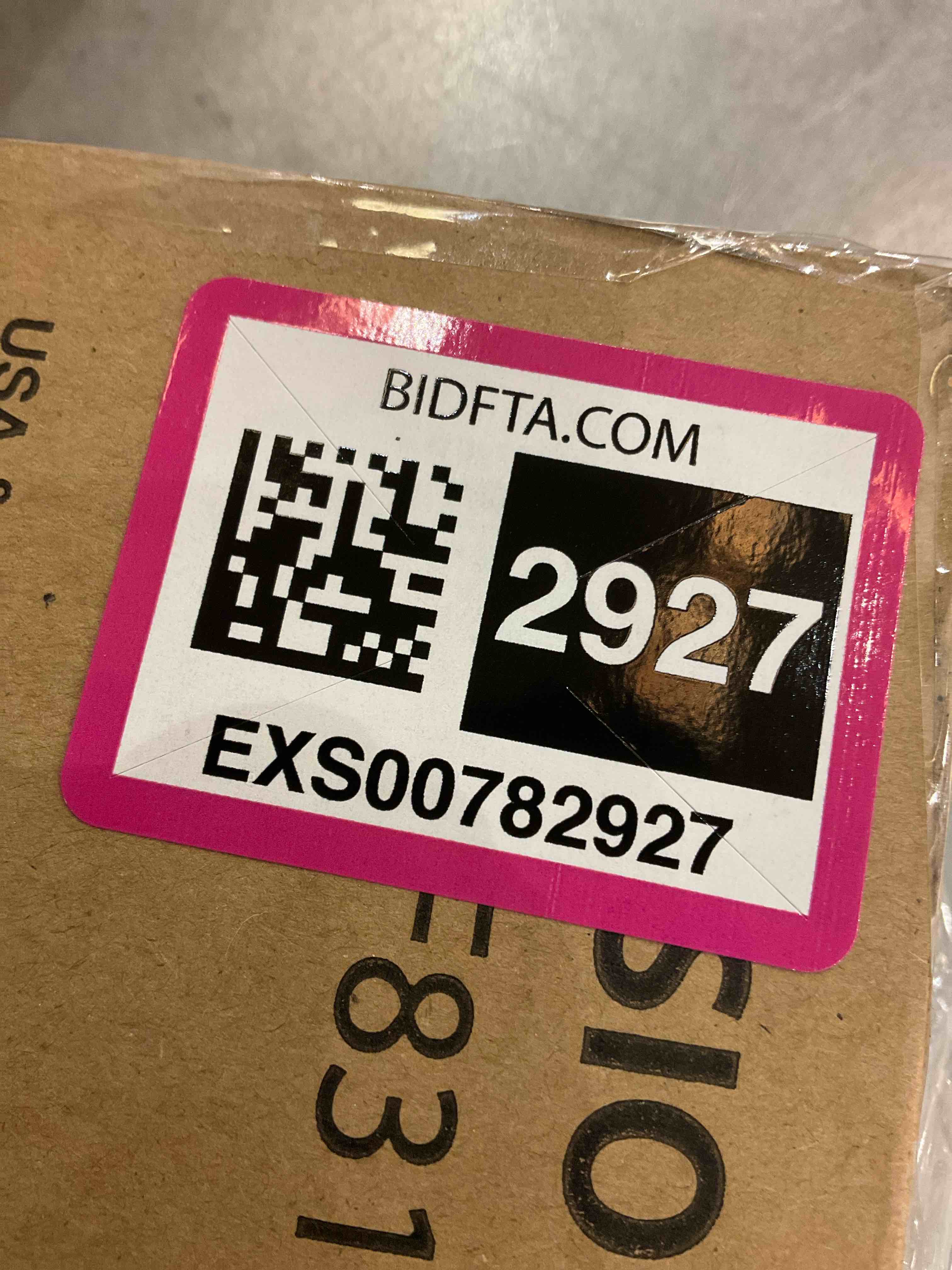 https://s3.amazonaws.com/lotting-images-prod/bidfta/EXS00782927_1701793724177.jpeg