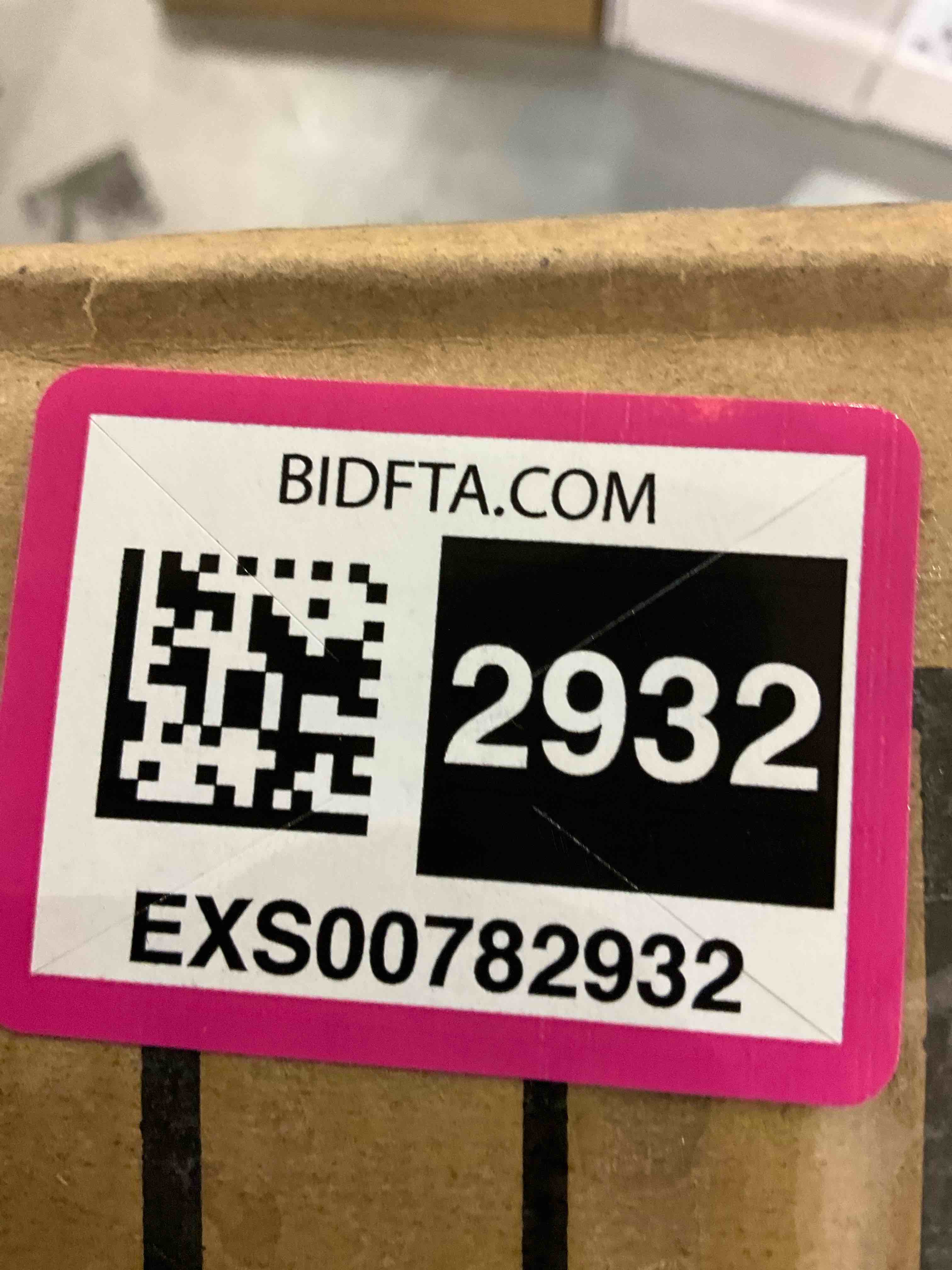 https://s3.amazonaws.com/lotting-images-prod/bidfta/EXS00782932_1701795005745.jpeg