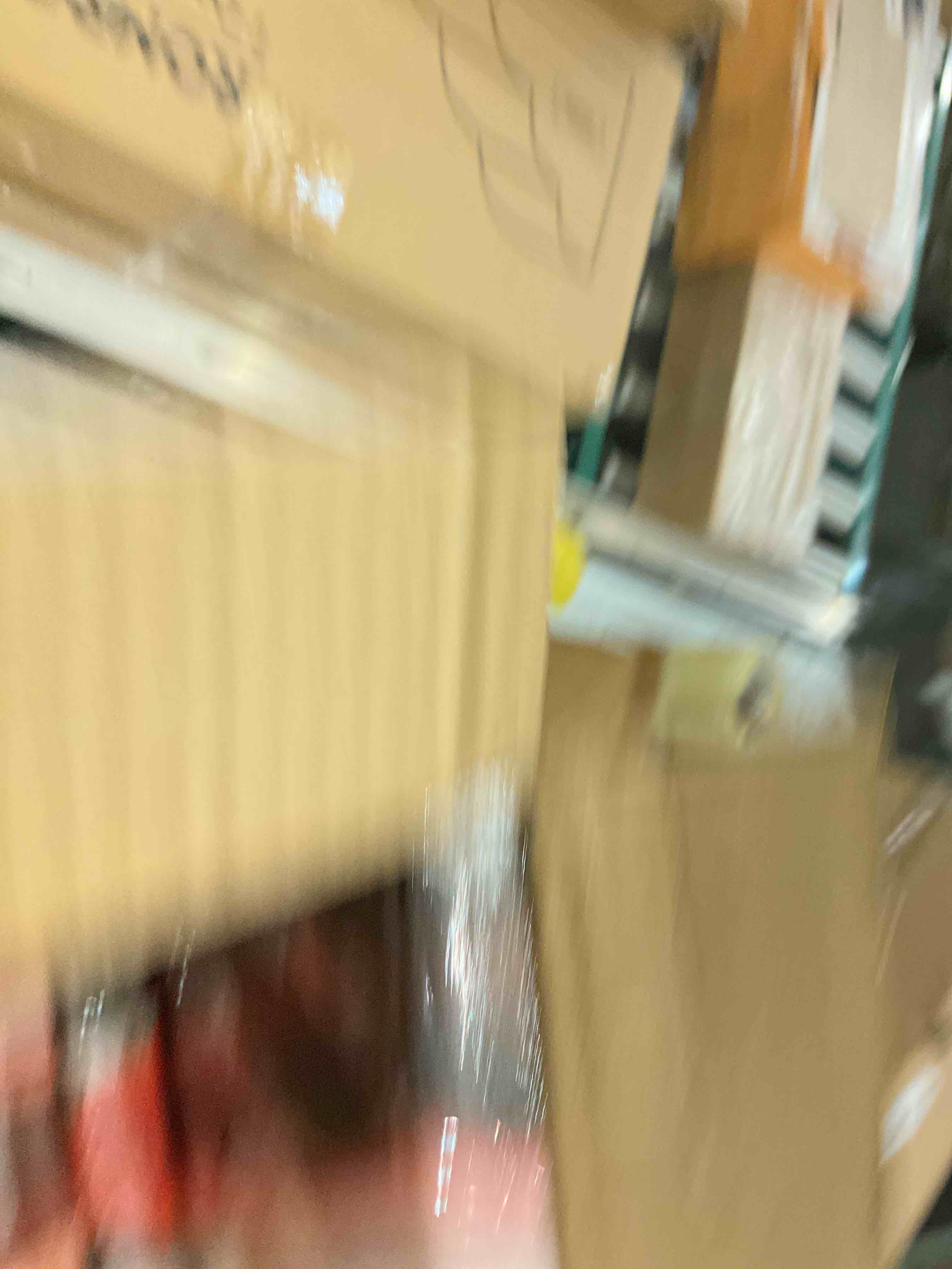 https://s3.amazonaws.com/lotting-images-prod/bidfta/EXS00782938_1701798035558.jpeg
