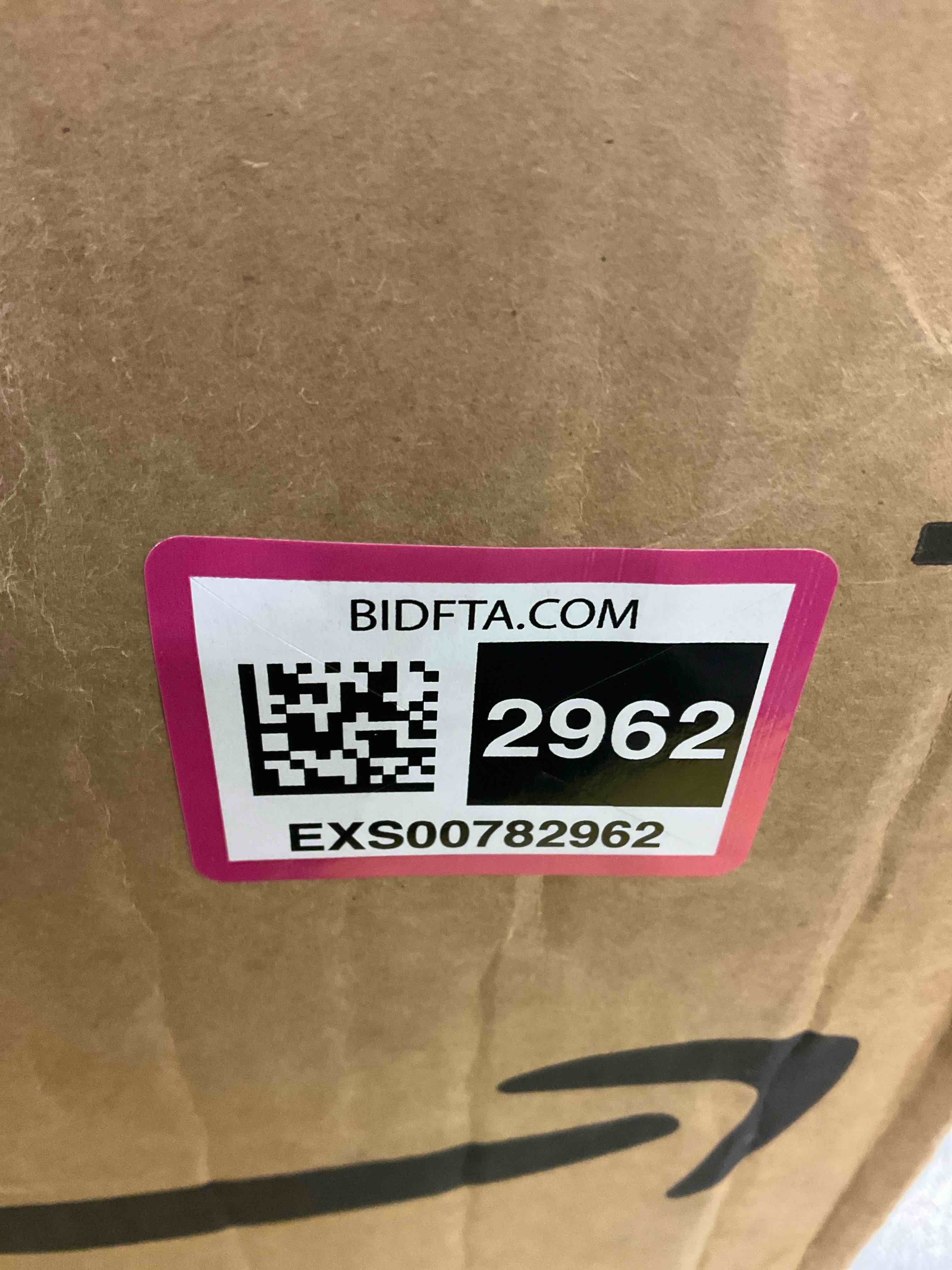 https://s3.amazonaws.com/lotting-images-prod/bidfta/EXS00782962_1701801413081.jpeg