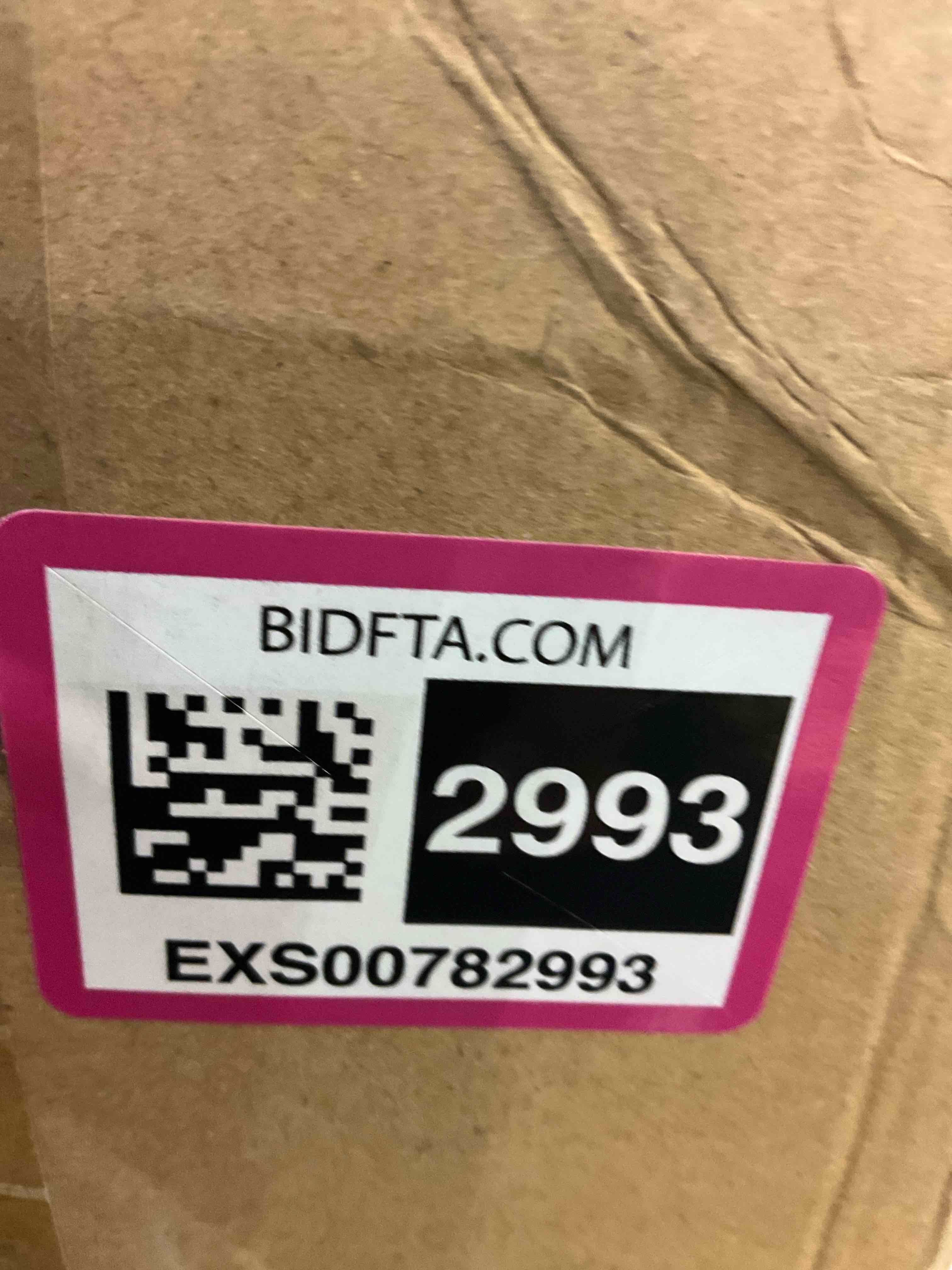 https://s3.amazonaws.com/lotting-images-prod/bidfta/EXS00782993_1701806643561.jpeg