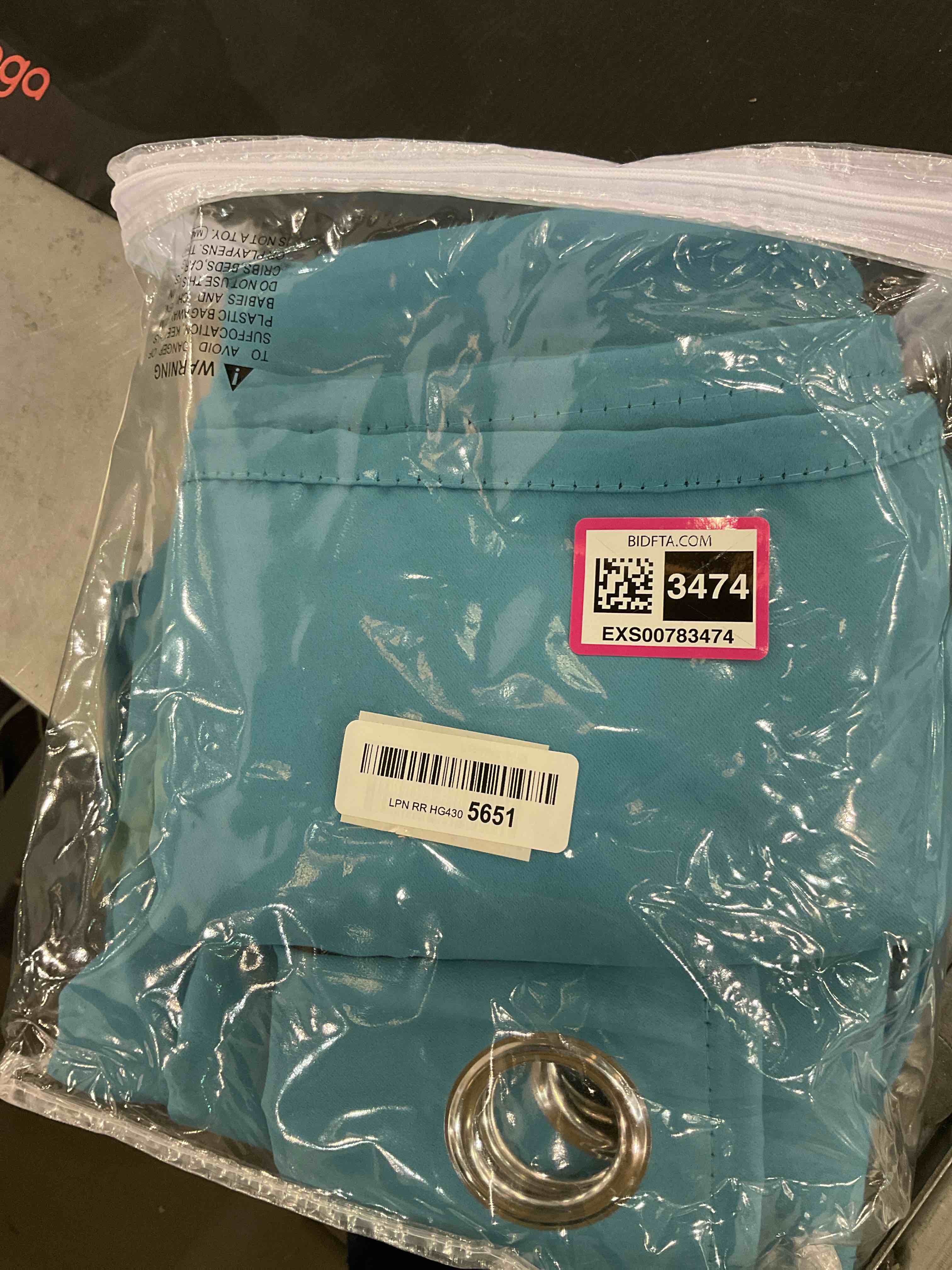 https://s3.amazonaws.com/lotting-images-prod/bidfta/EXS00783474_1701787115139.jpeg
