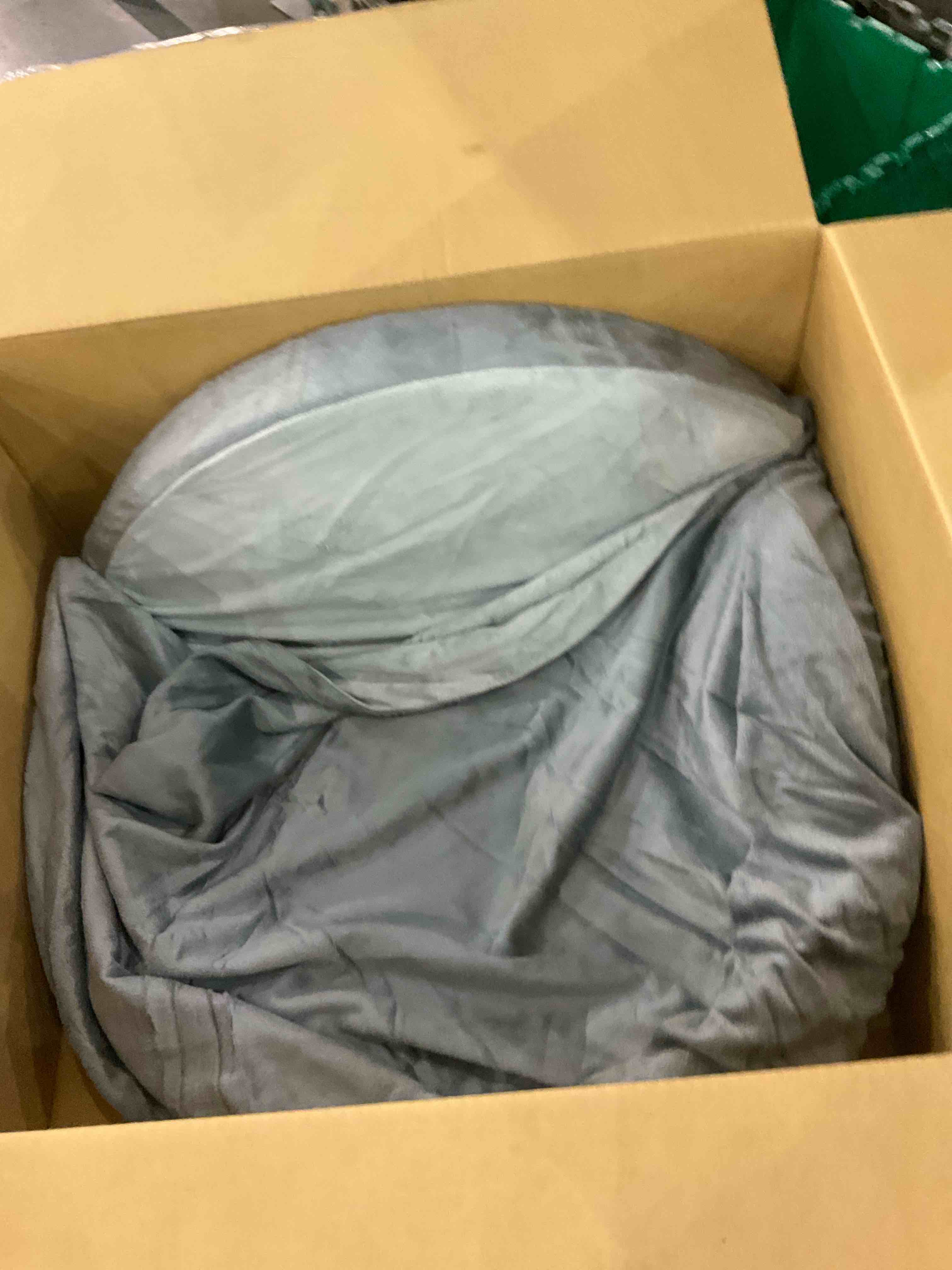 https://s3.amazonaws.com/lotting-images-prod/bidfta/EXS00783706_1701693494695.jpeg