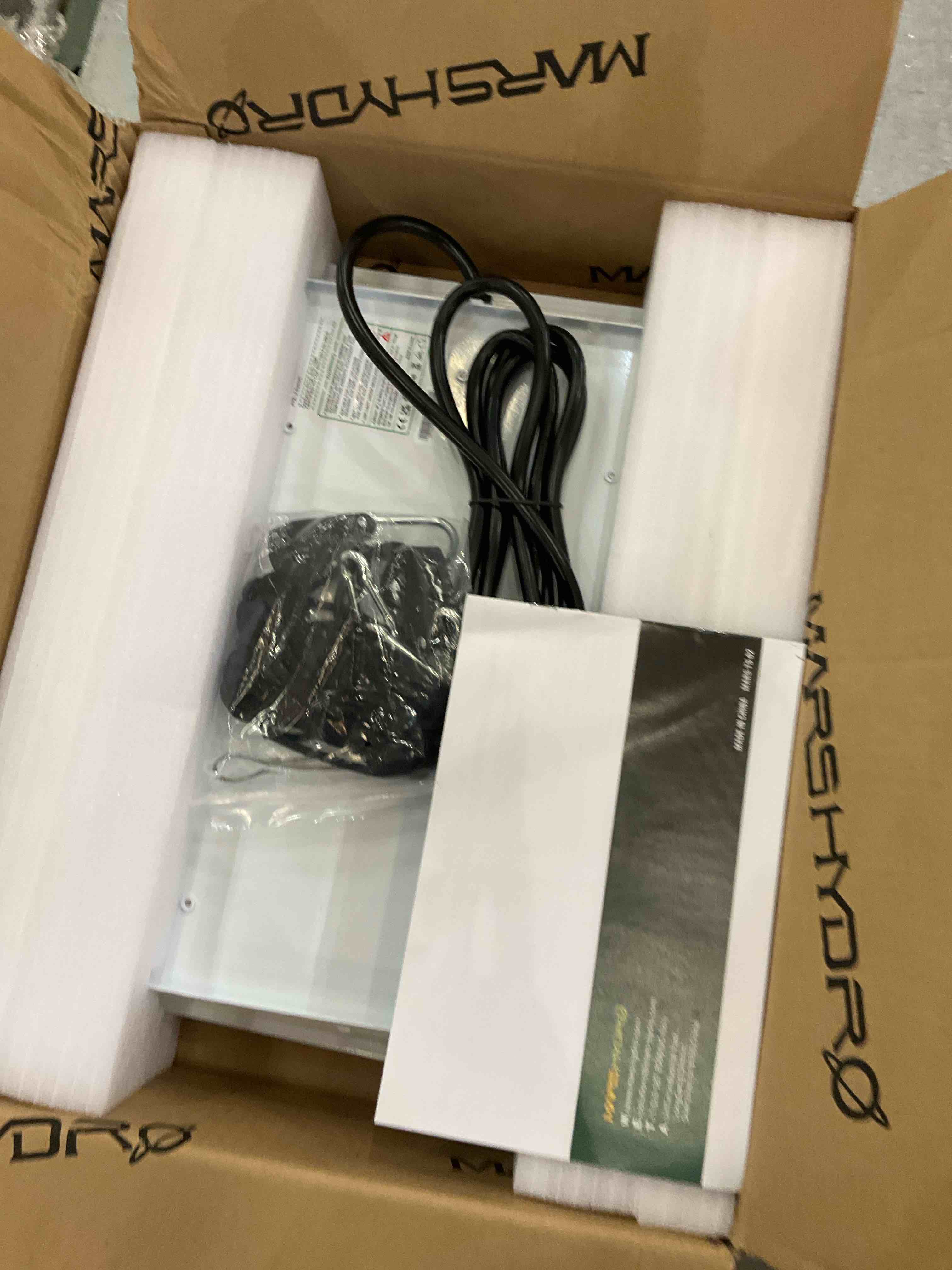 https://s3.amazonaws.com/lotting-images-prod/bidfta/EXS00783991_1701794739478.jpeg
