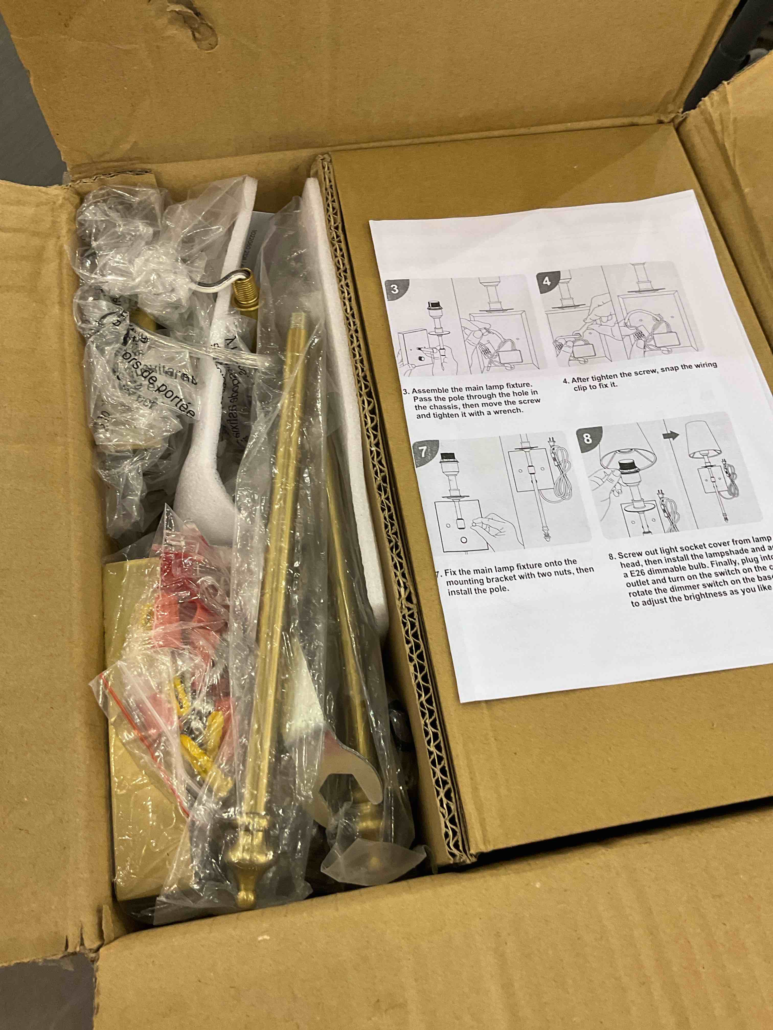 https://s3.amazonaws.com/lotting-images-prod/bidfta/EXS00784510_1701362264690.jpeg