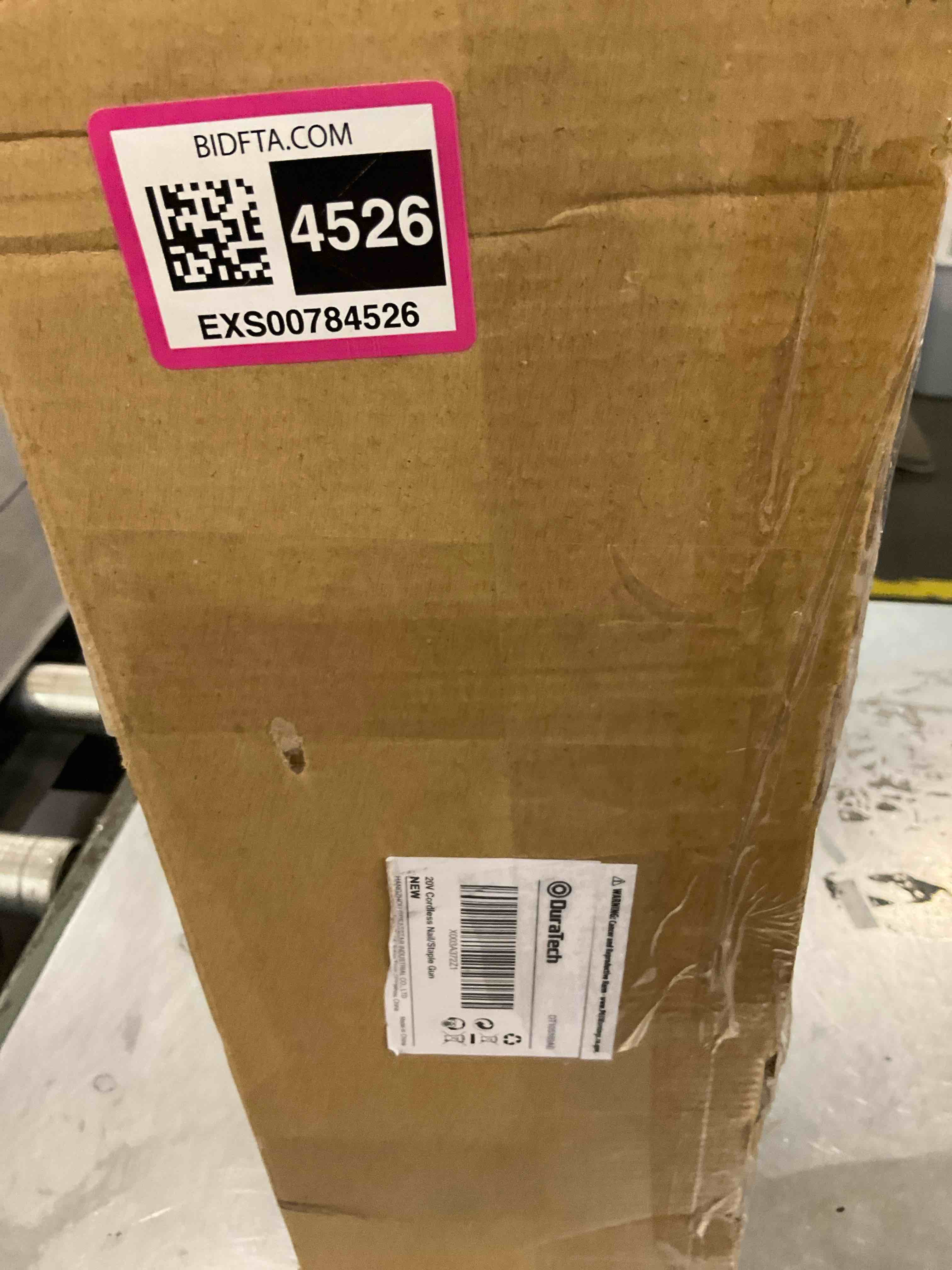 https://s3.amazonaws.com/lotting-images-prod/bidfta/EXS00784526_1701368858996.jpeg