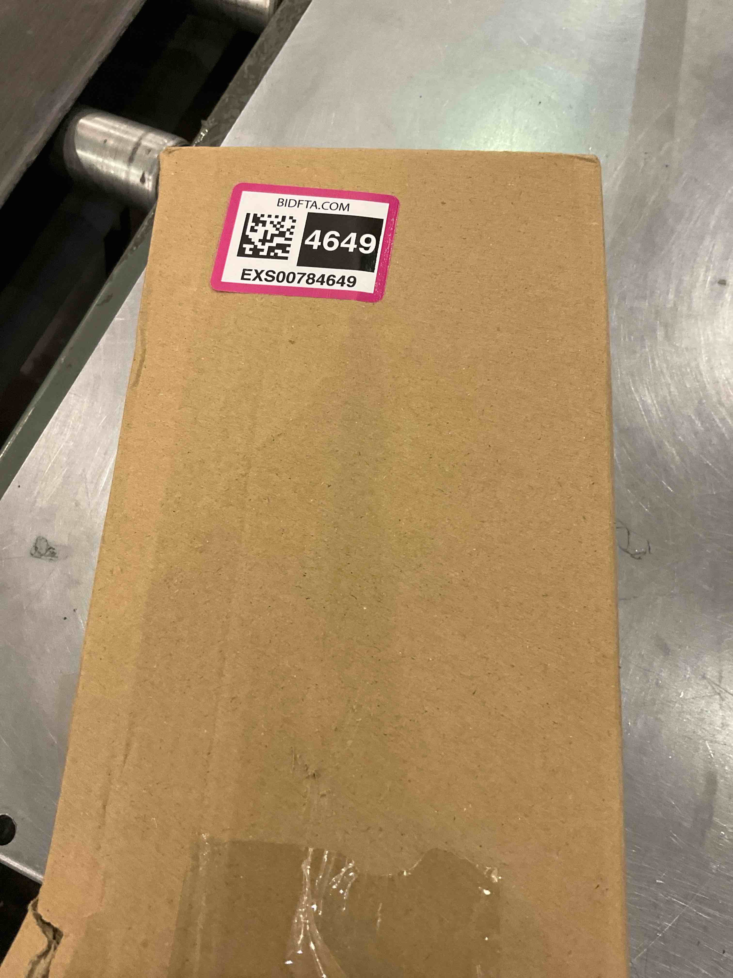 https://s3.amazonaws.com/lotting-images-prod/bidfta/EXS00784649_1701449381766.jpeg