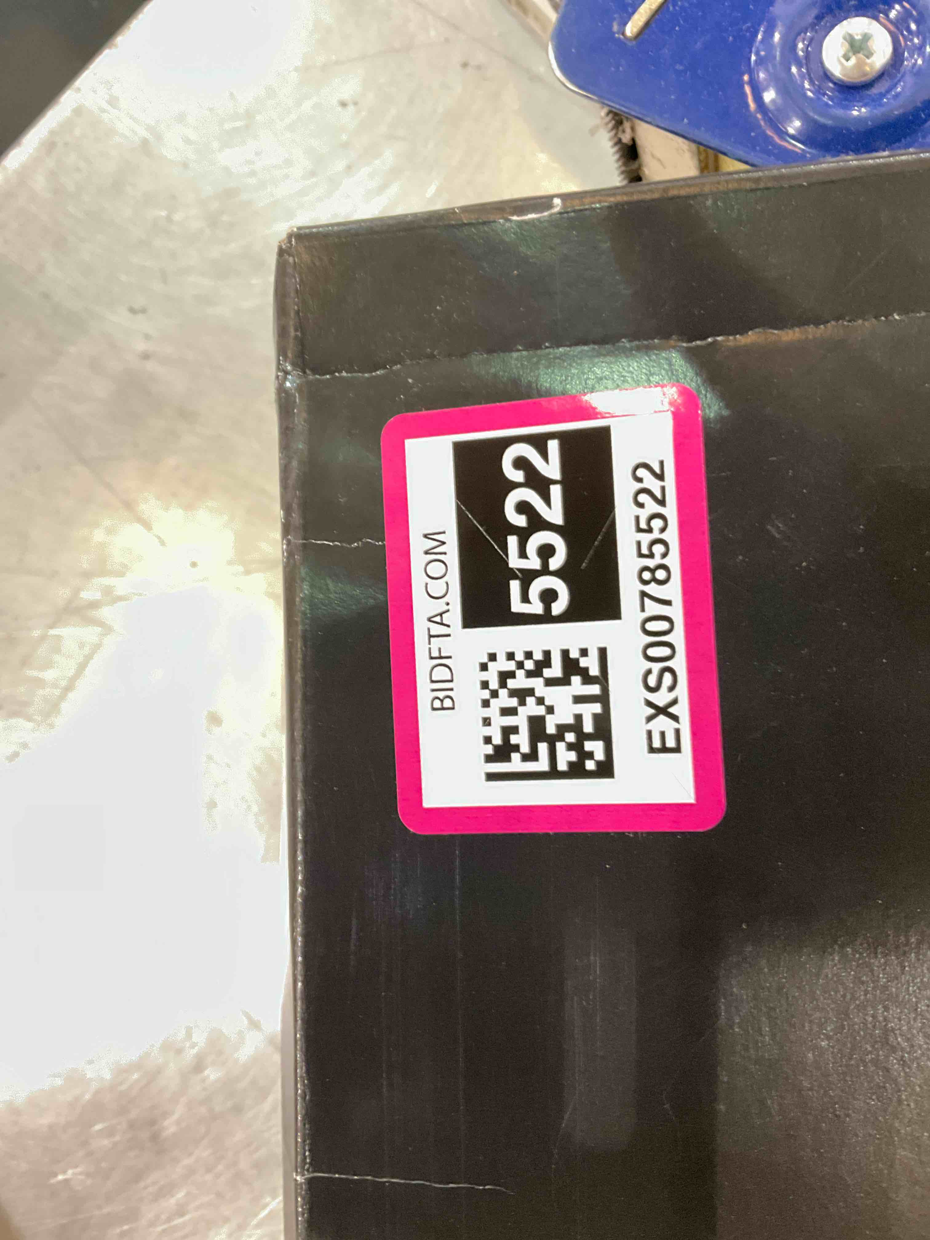 https://s3.amazonaws.com/lotting-images-prod/bidfta/EXS00785522_1701701699252.jpeg