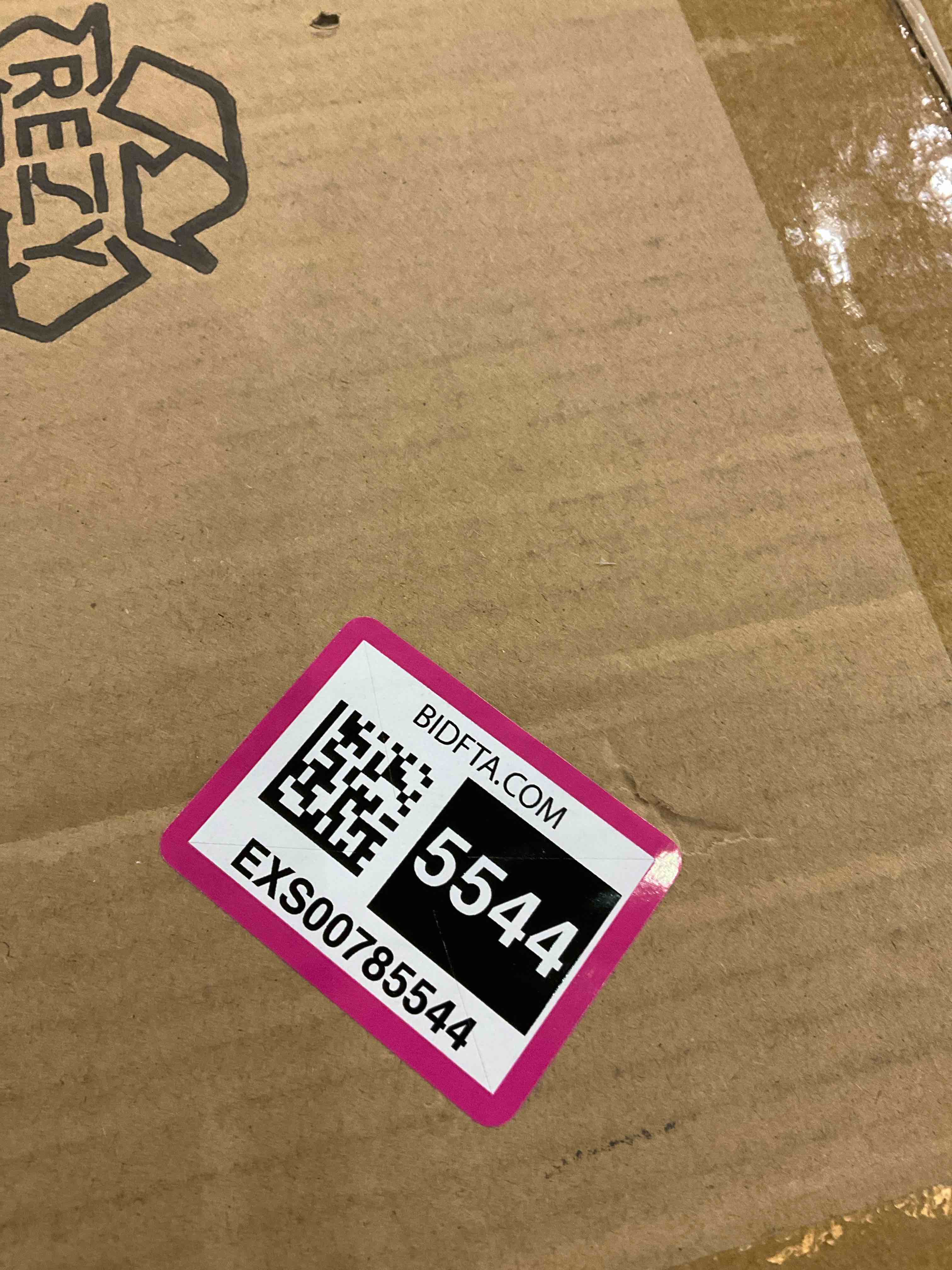 https://s3.amazonaws.com/lotting-images-prod/bidfta/EXS00785544_1701704029036.jpeg