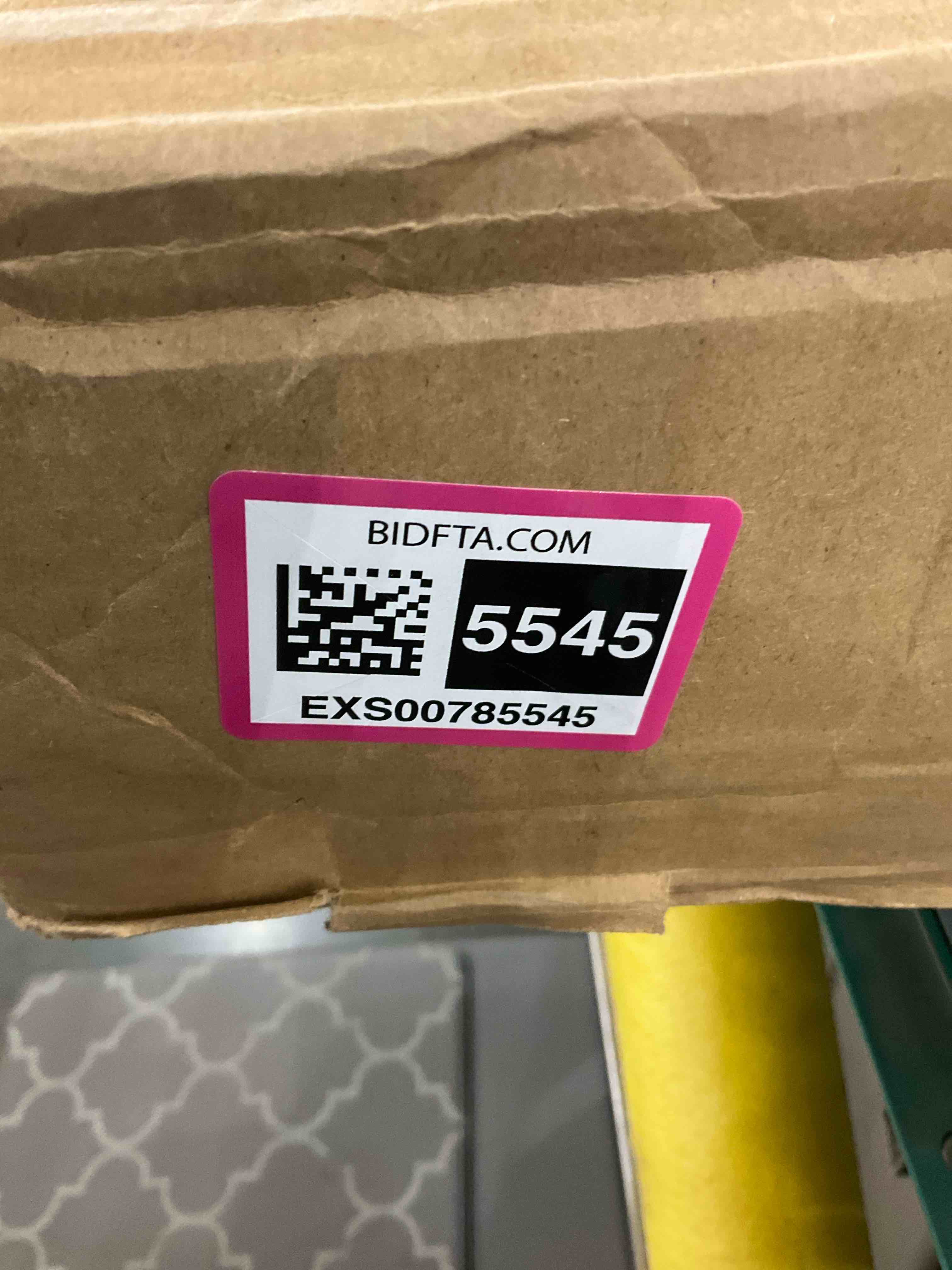https://s3.amazonaws.com/lotting-images-prod/bidfta/EXS00785545_1701704200446.jpeg