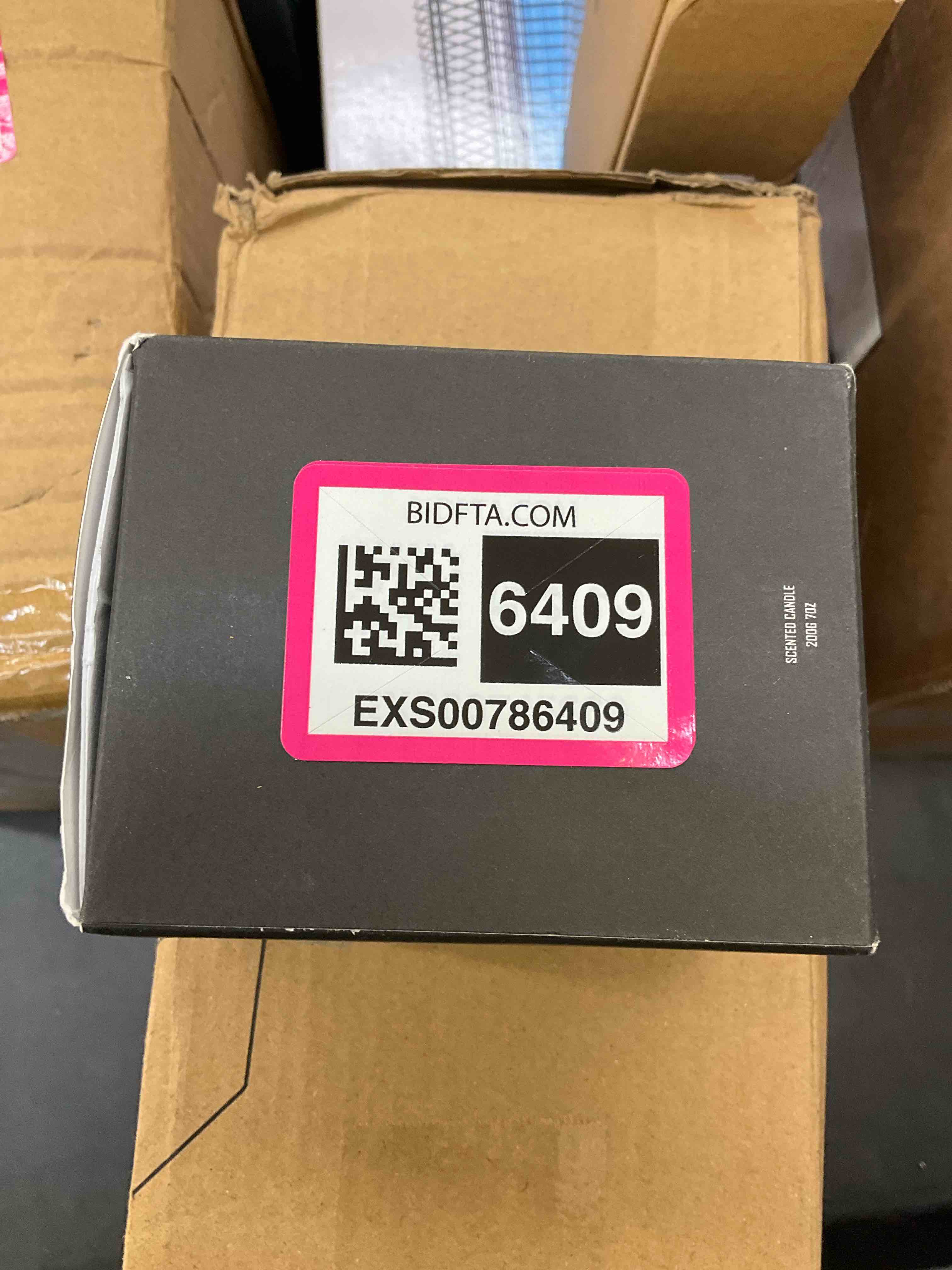 https://s3.amazonaws.com/lotting-images-prod/bidfta/EXS00786409_1704309120457.jpeg