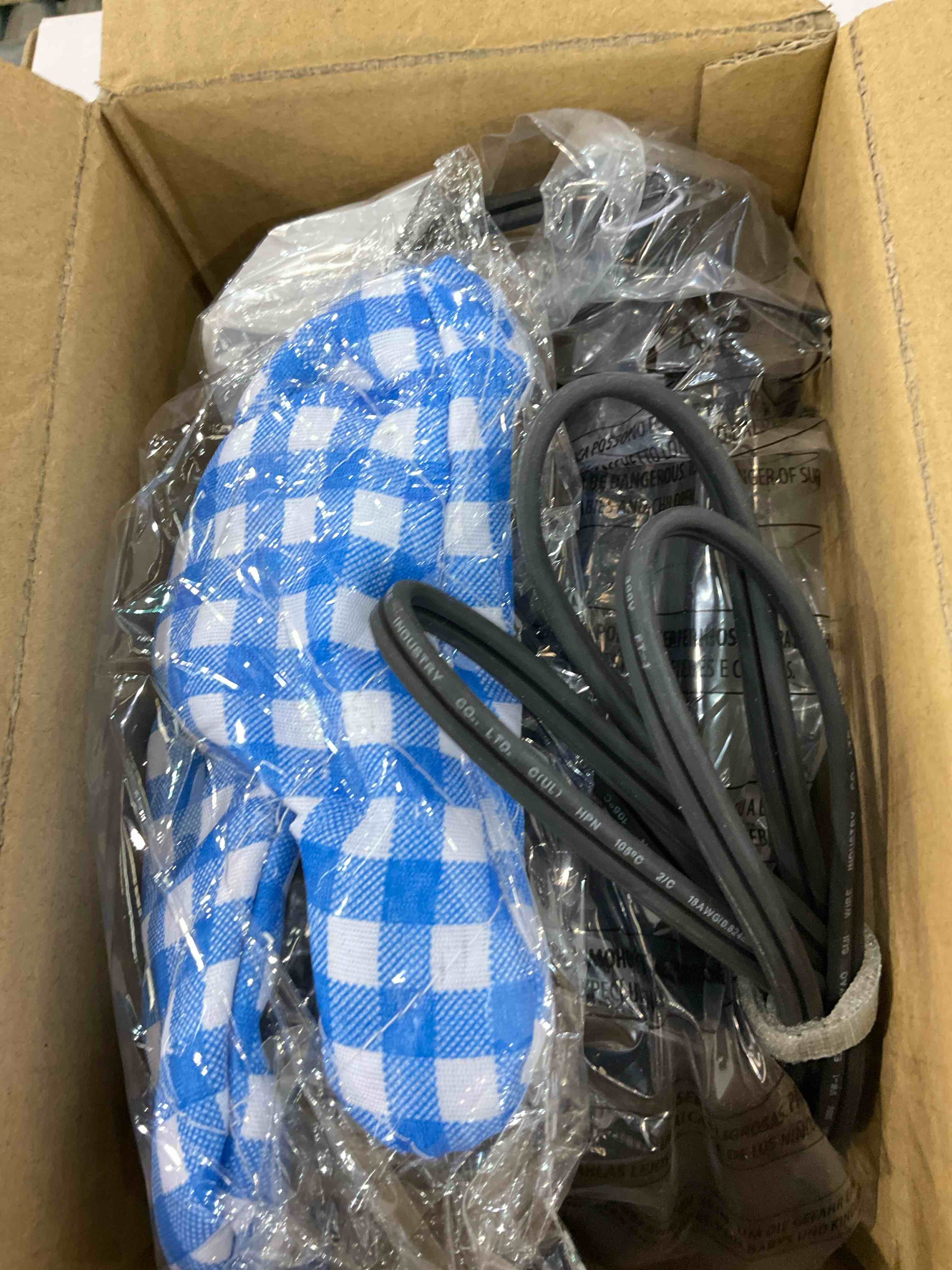 https://s3.amazonaws.com/lotting-images-prod/bidfta/EXS00786822_1701453832198.jpeg