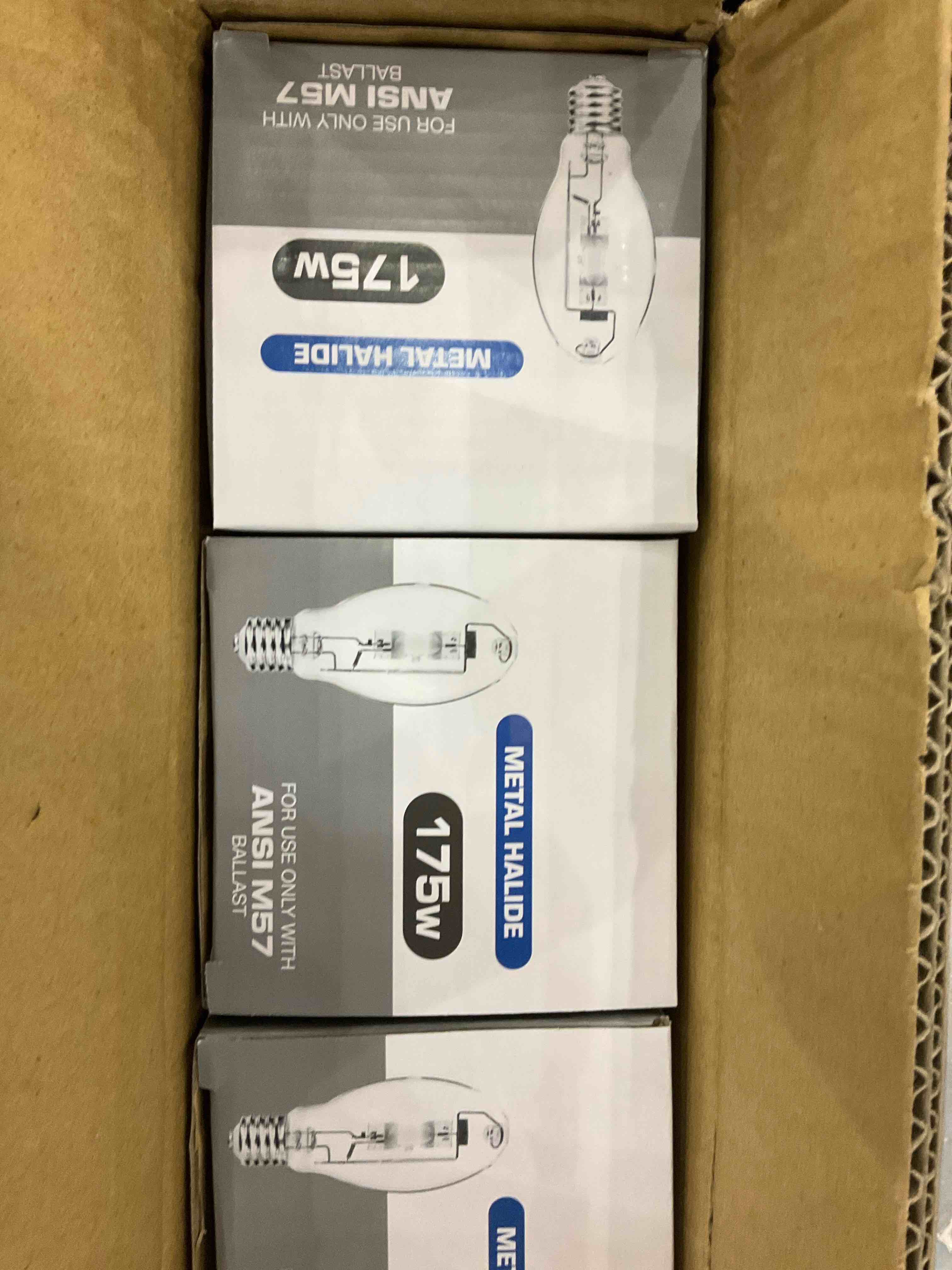 https://s3.amazonaws.com/lotting-images-prod/bidfta/EXS00787004_1701269364483.jpeg