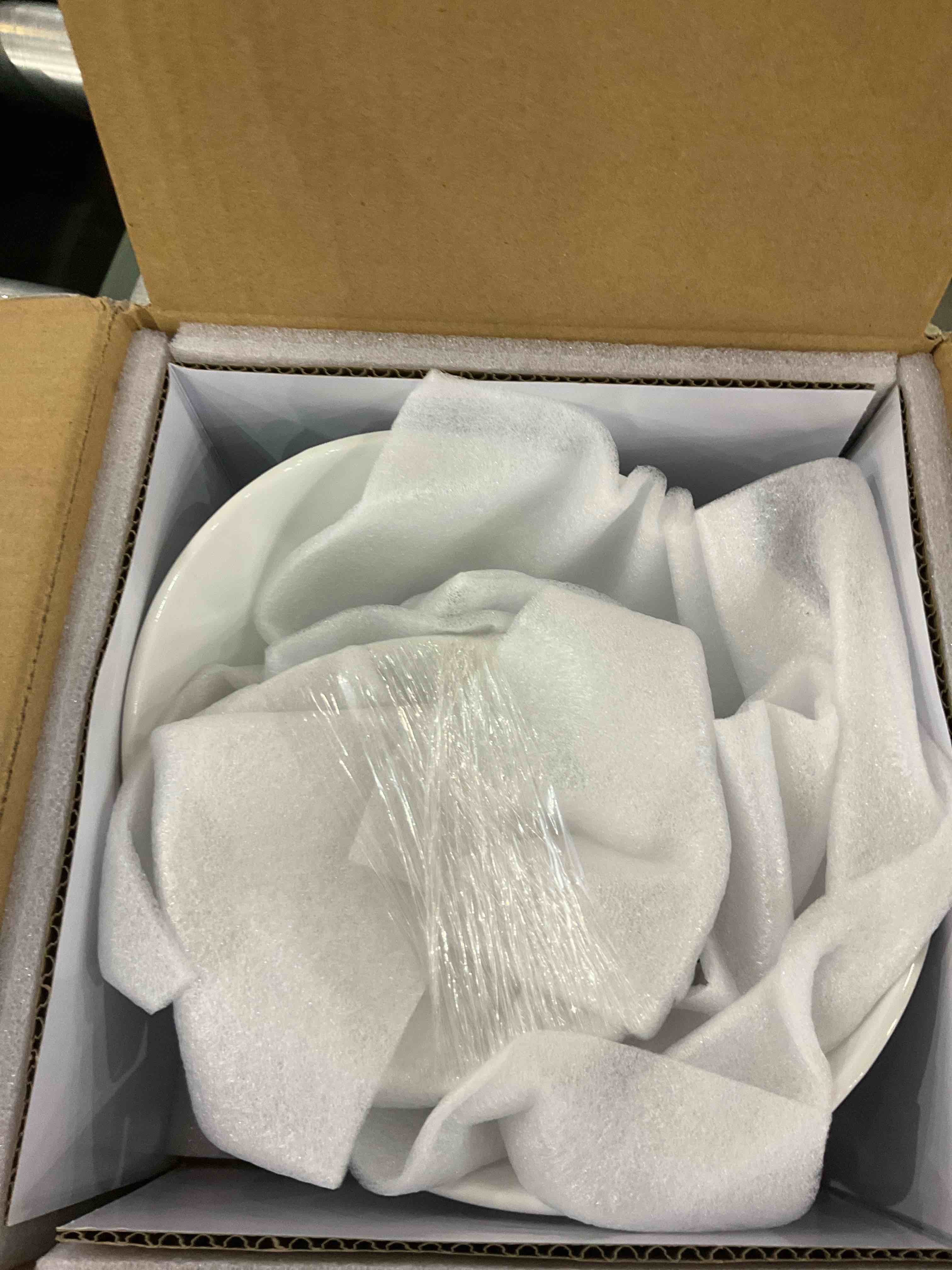 https://s3.amazonaws.com/lotting-images-prod/bidfta/EXS00787007_1701269573199.jpeg