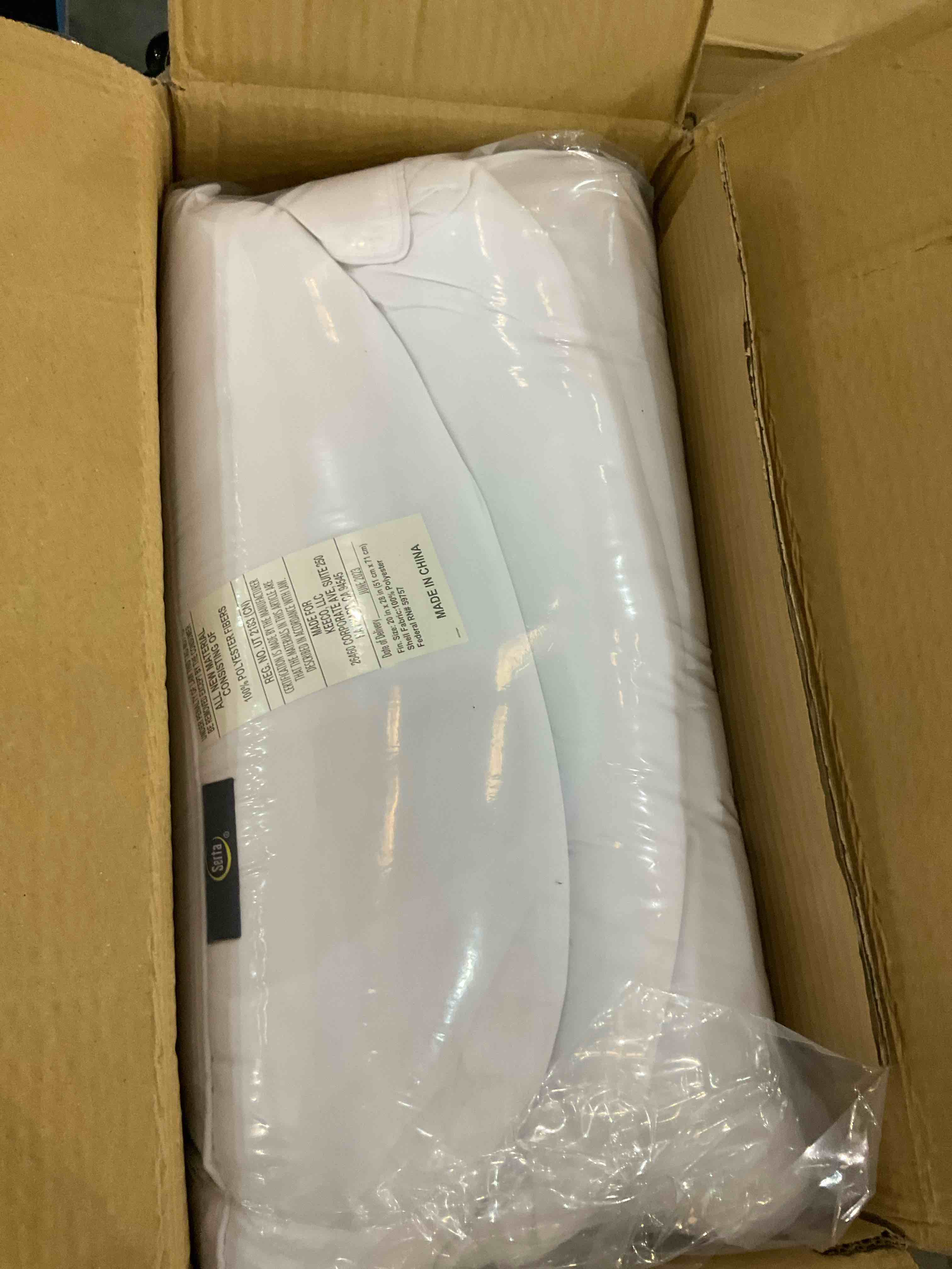 https://s3.amazonaws.com/lotting-images-prod/bidfta/EXS00787344_1701704816215.jpeg