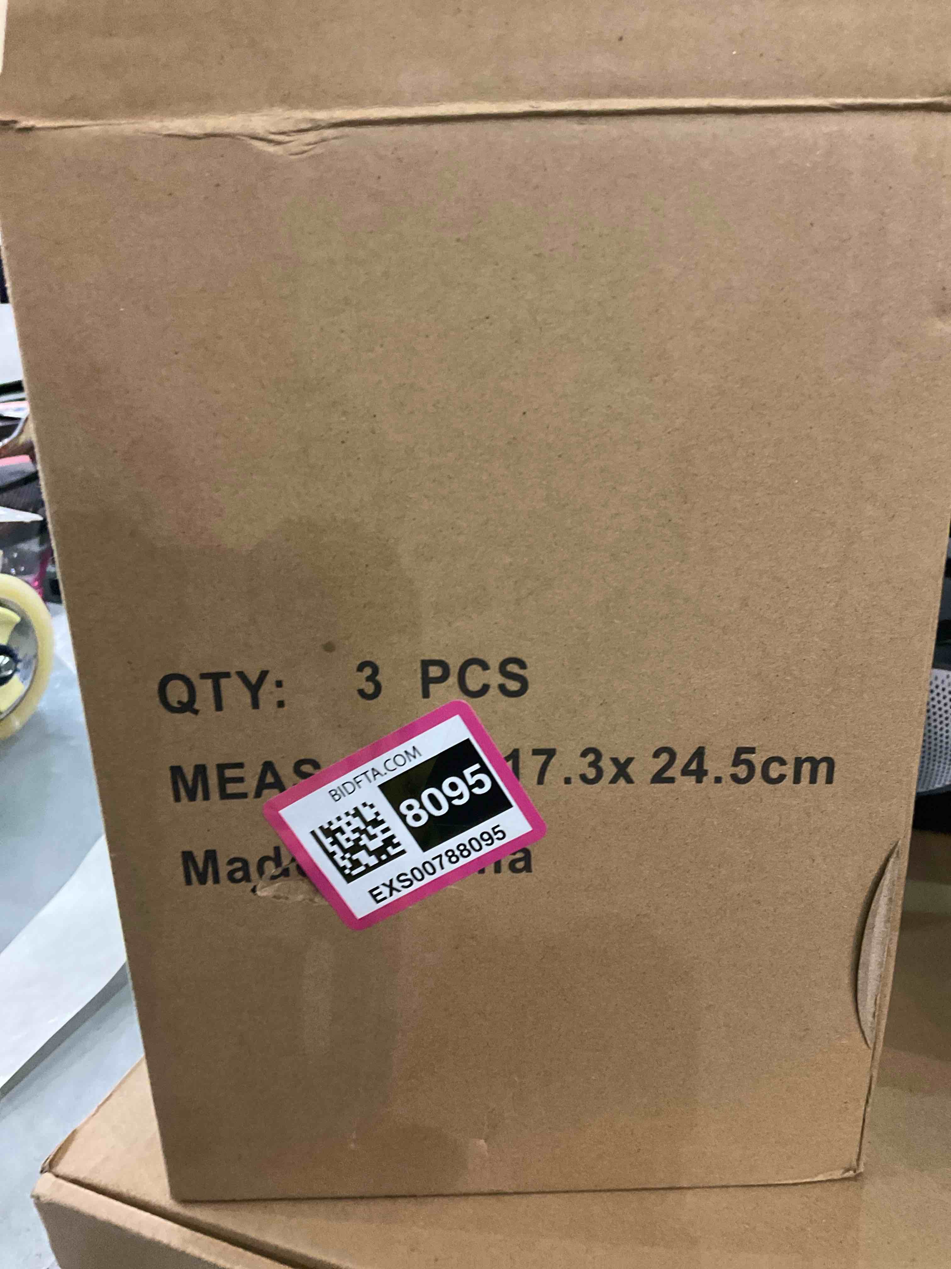 https://s3.amazonaws.com/lotting-images-prod/bidfta/EXS00788095_1701375145486.jpeg