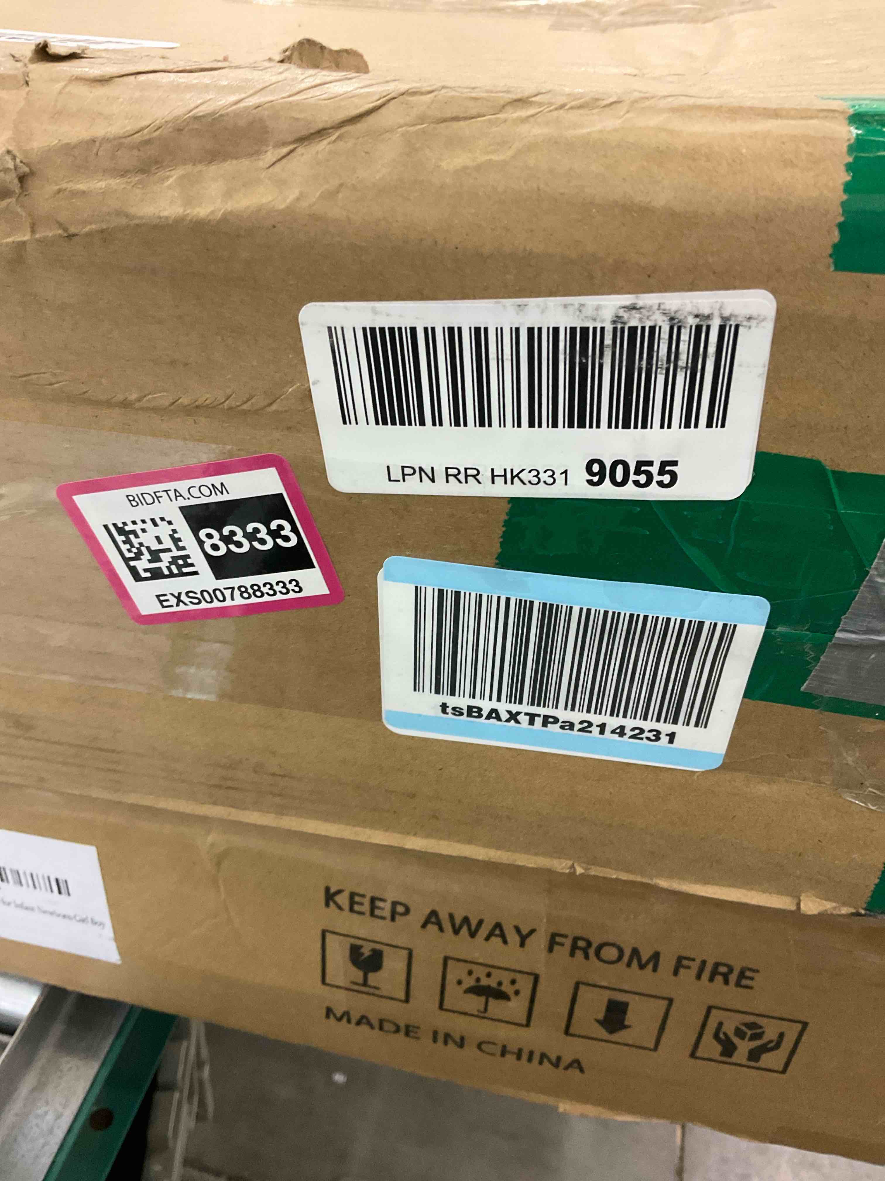 https://s3.amazonaws.com/lotting-images-prod/bidfta/EXS00788333_1701704213236.jpeg