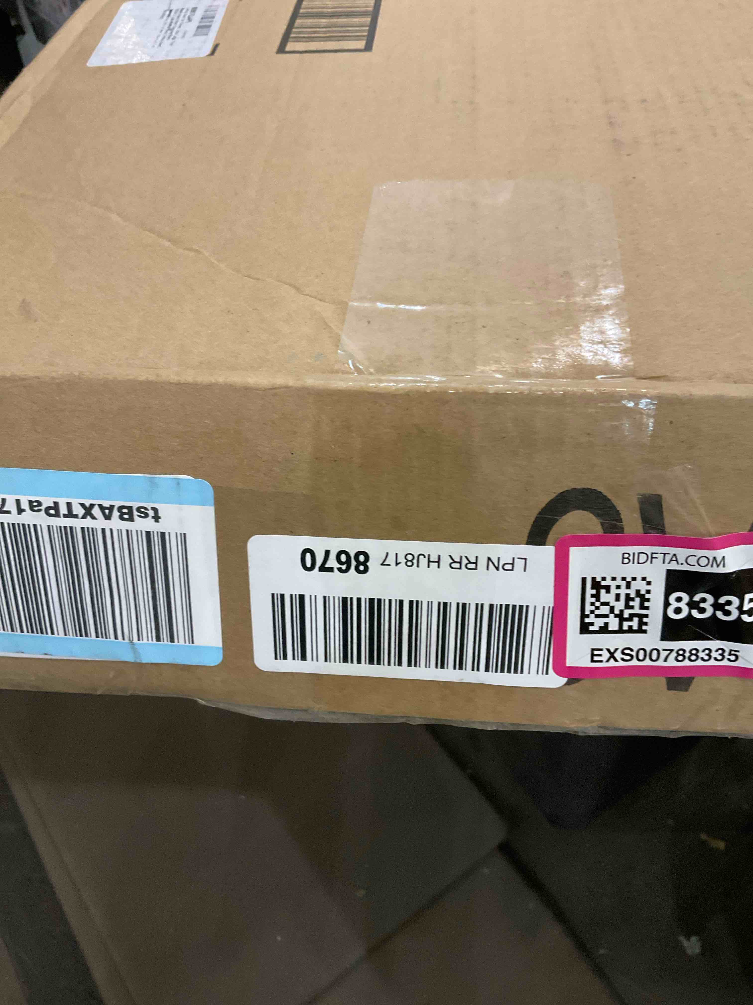 https://s3.amazonaws.com/lotting-images-prod/bidfta/EXS00788335_1701704417242.jpeg