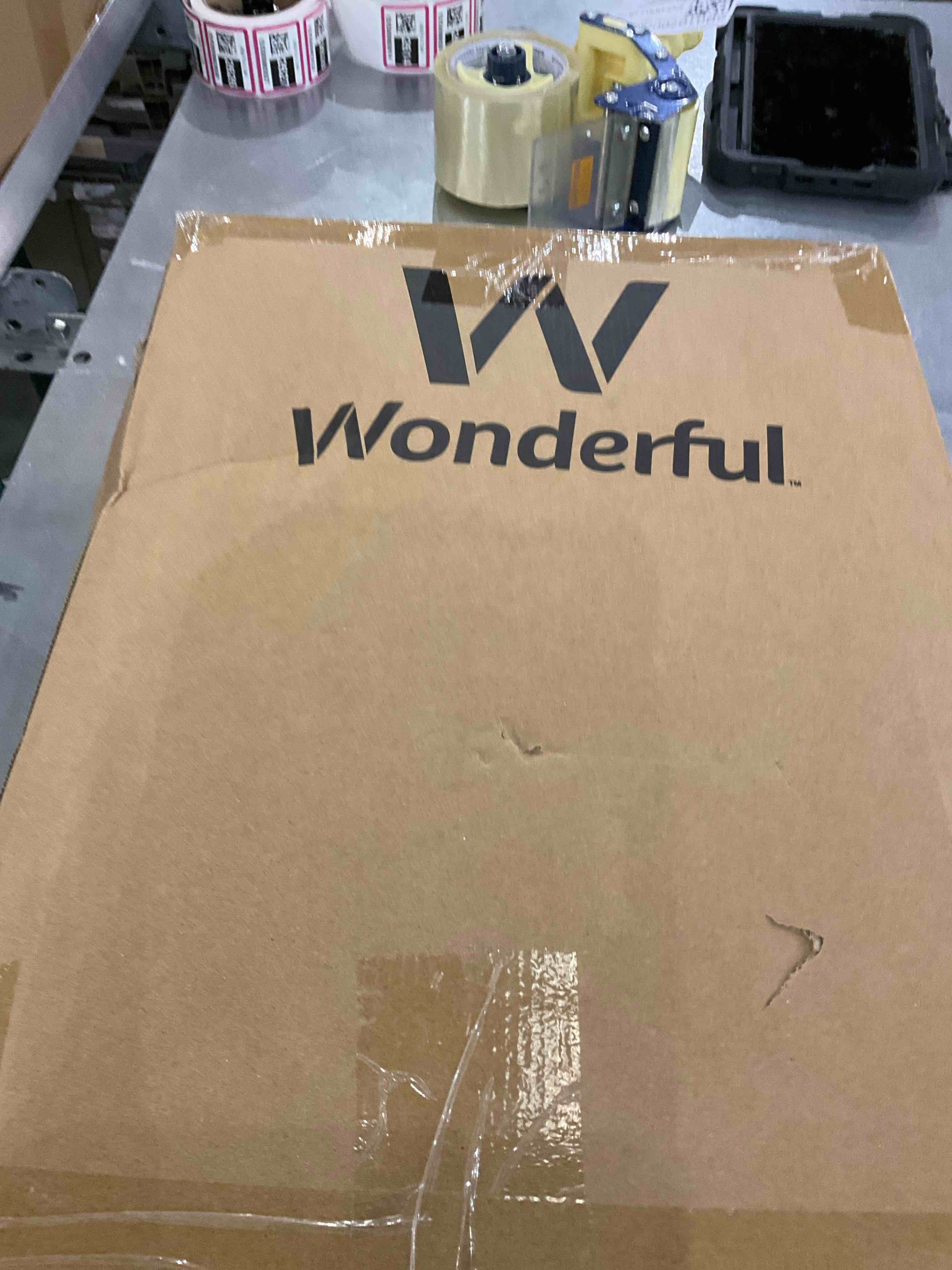 https://s3.amazonaws.com/lotting-images-prod/bidfta/EXS00789145_1701872414087.jpeg
