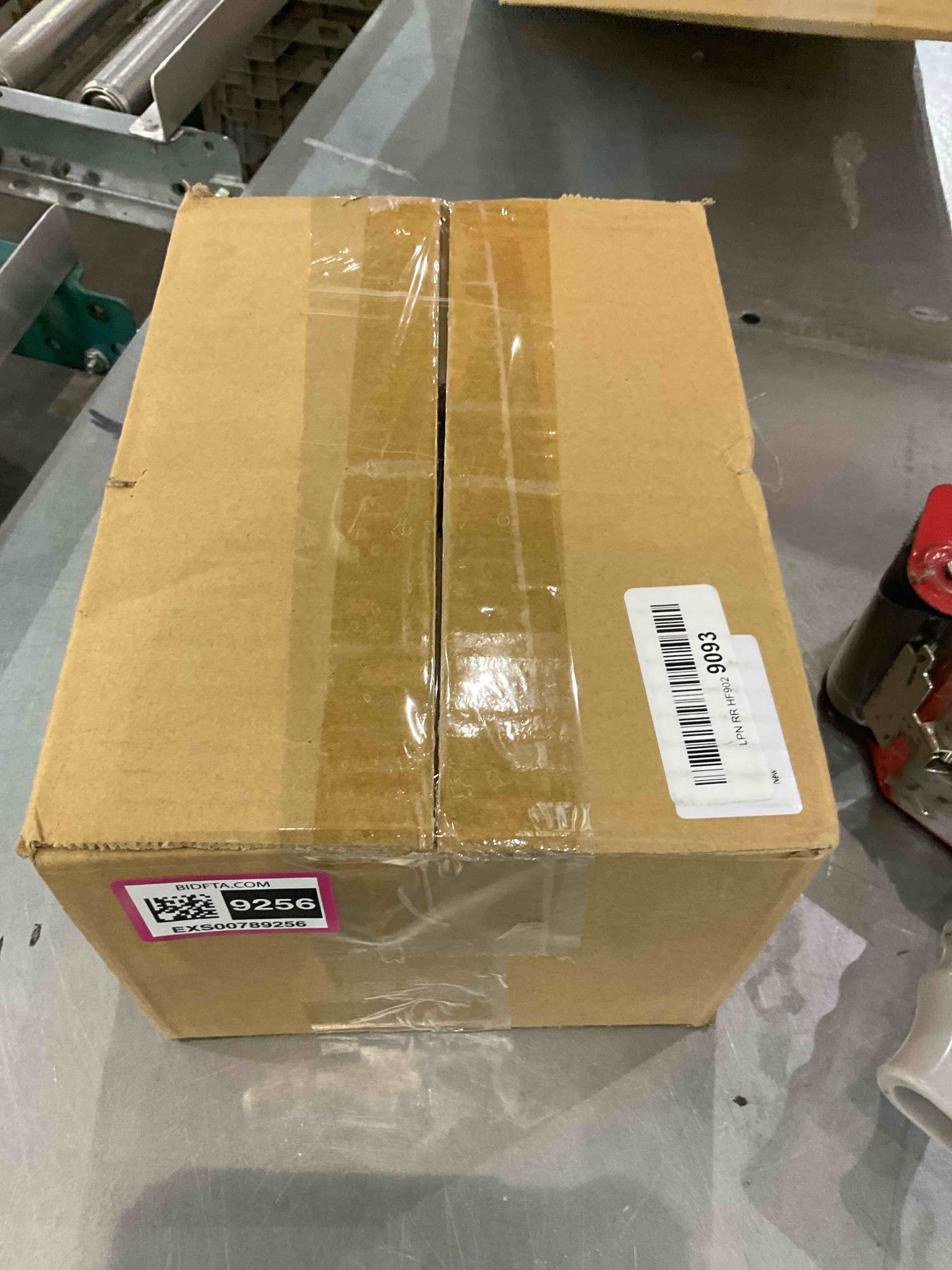 https://s3.amazonaws.com/lotting-images-prod/bidfta/EXS00789256_1702041721259.jpeg