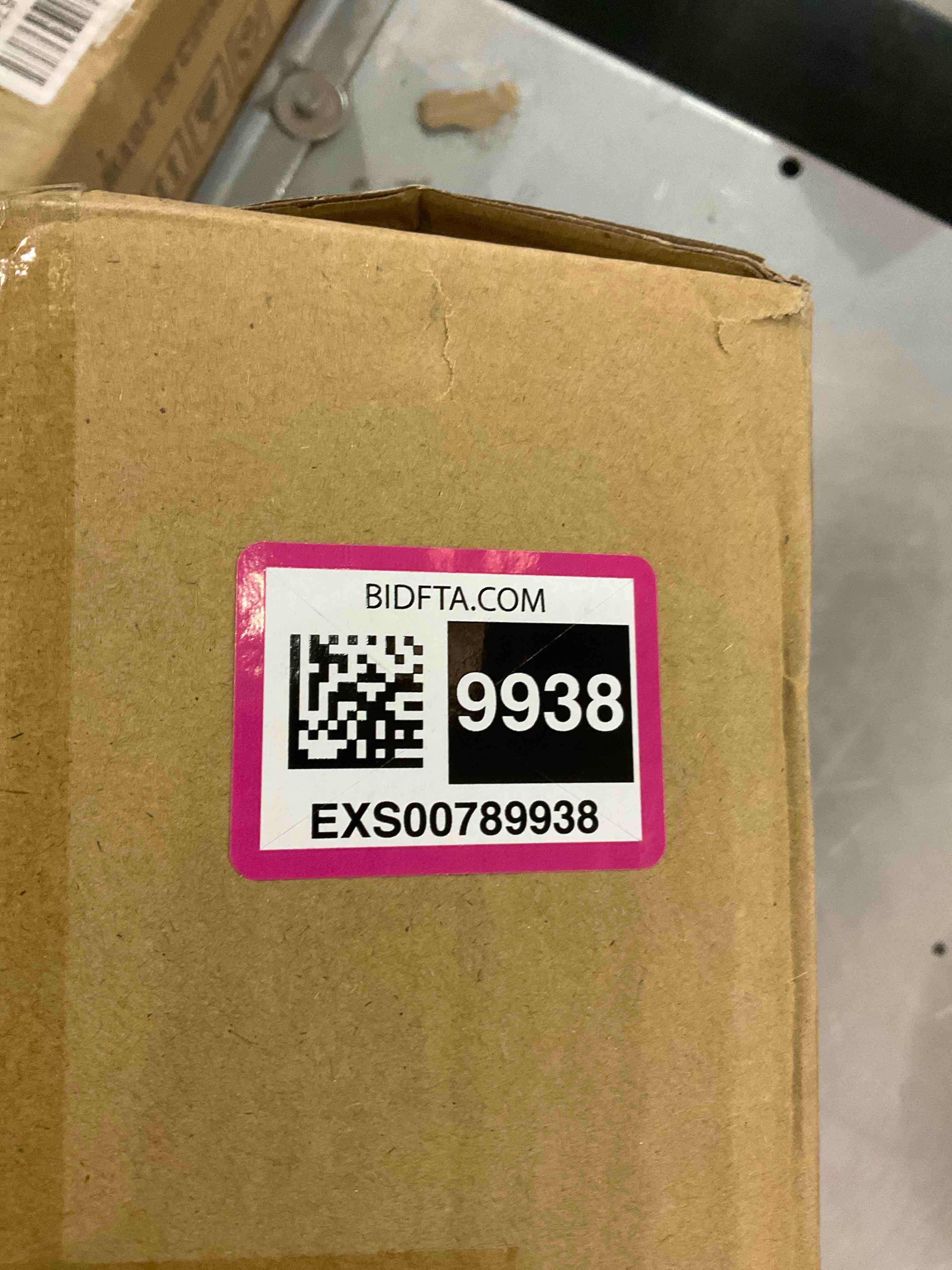 https://s3.amazonaws.com/lotting-images-prod/bidfta/EXS00789938_1701458800690.jpeg