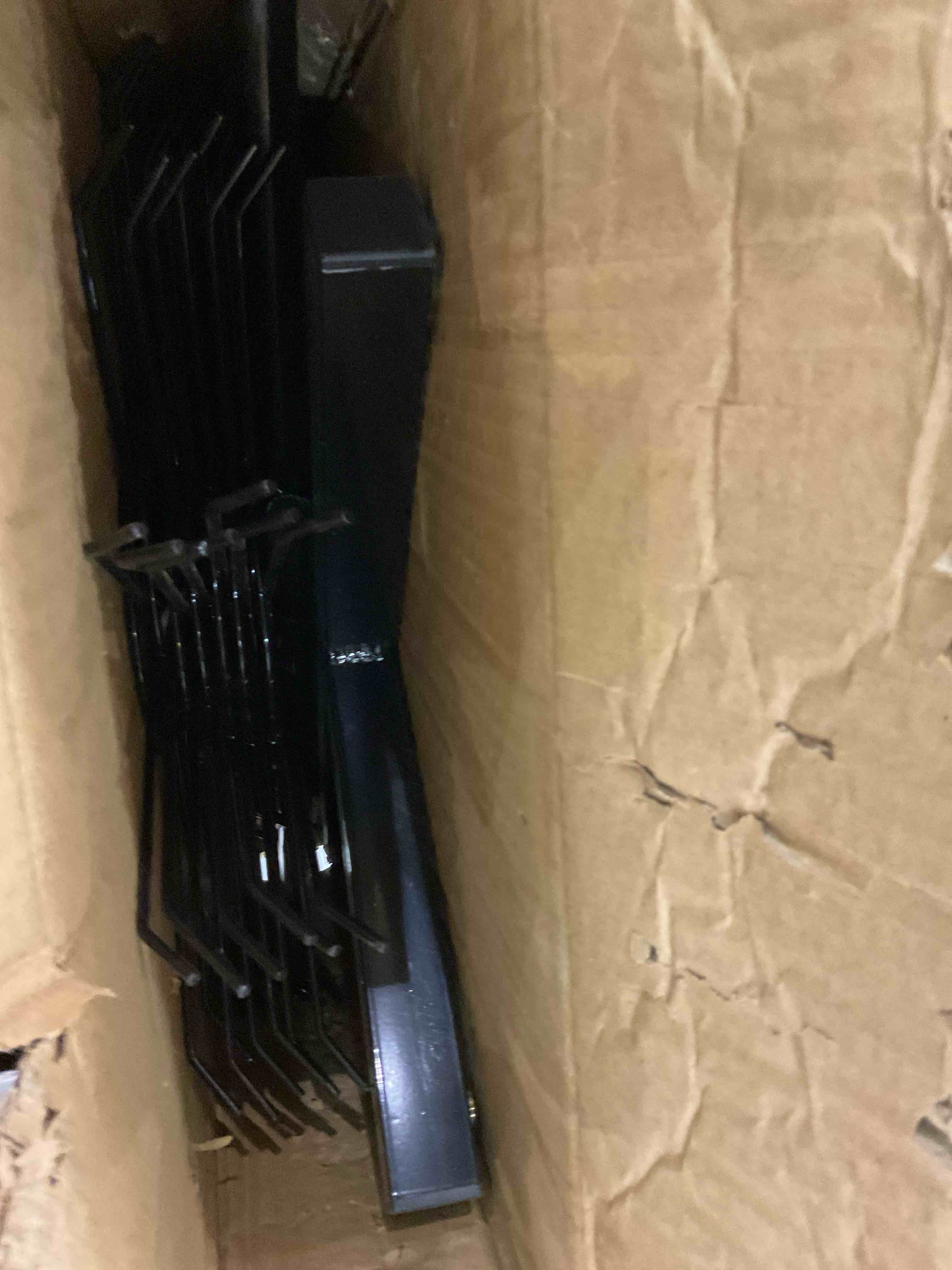 https://s3.amazonaws.com/lotting-images-prod/bidfta/EXS00790265_1704206642890.jpeg