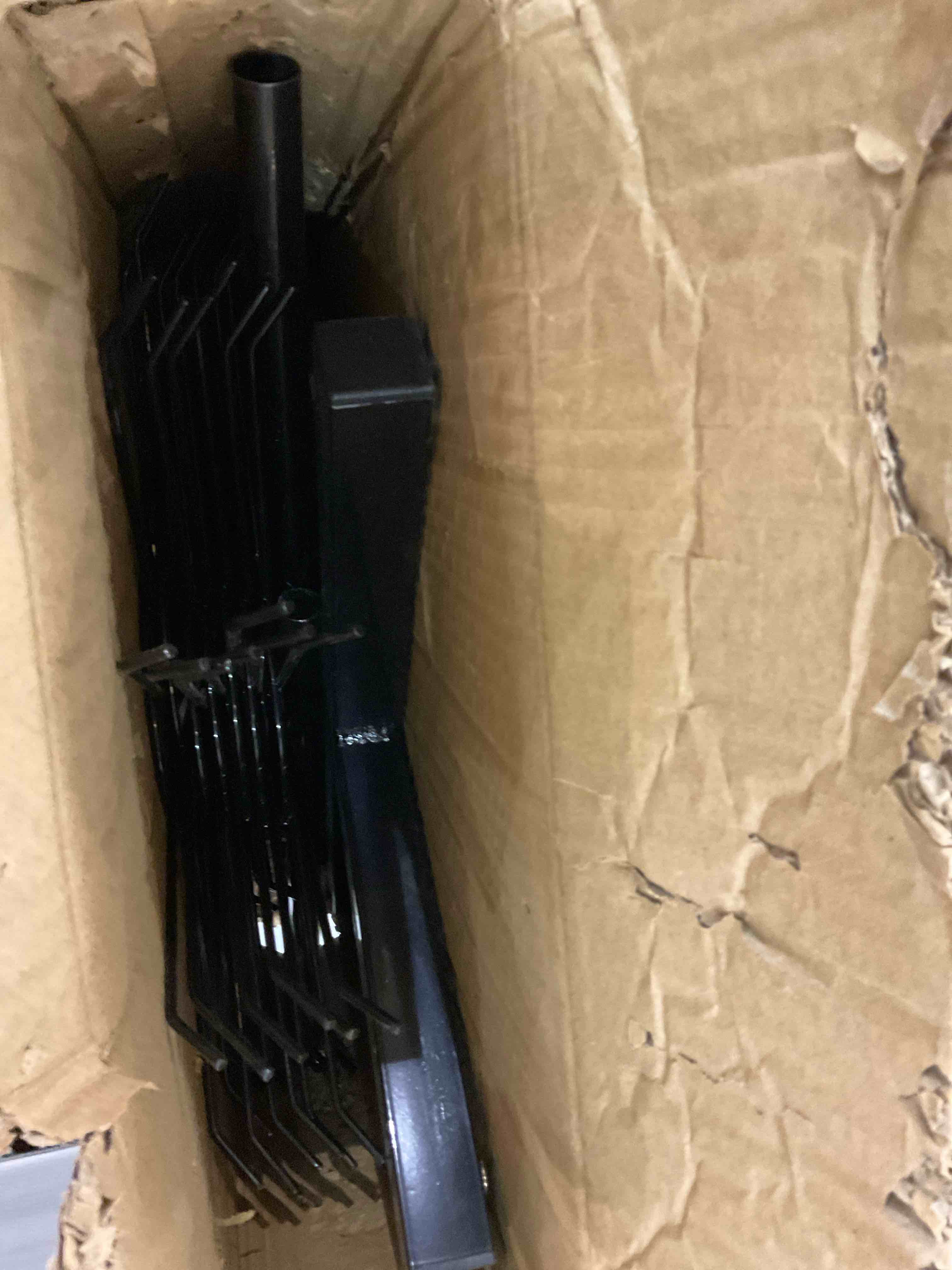 https://s3.amazonaws.com/lotting-images-prod/bidfta/EXS00790265_1704206644294.jpeg