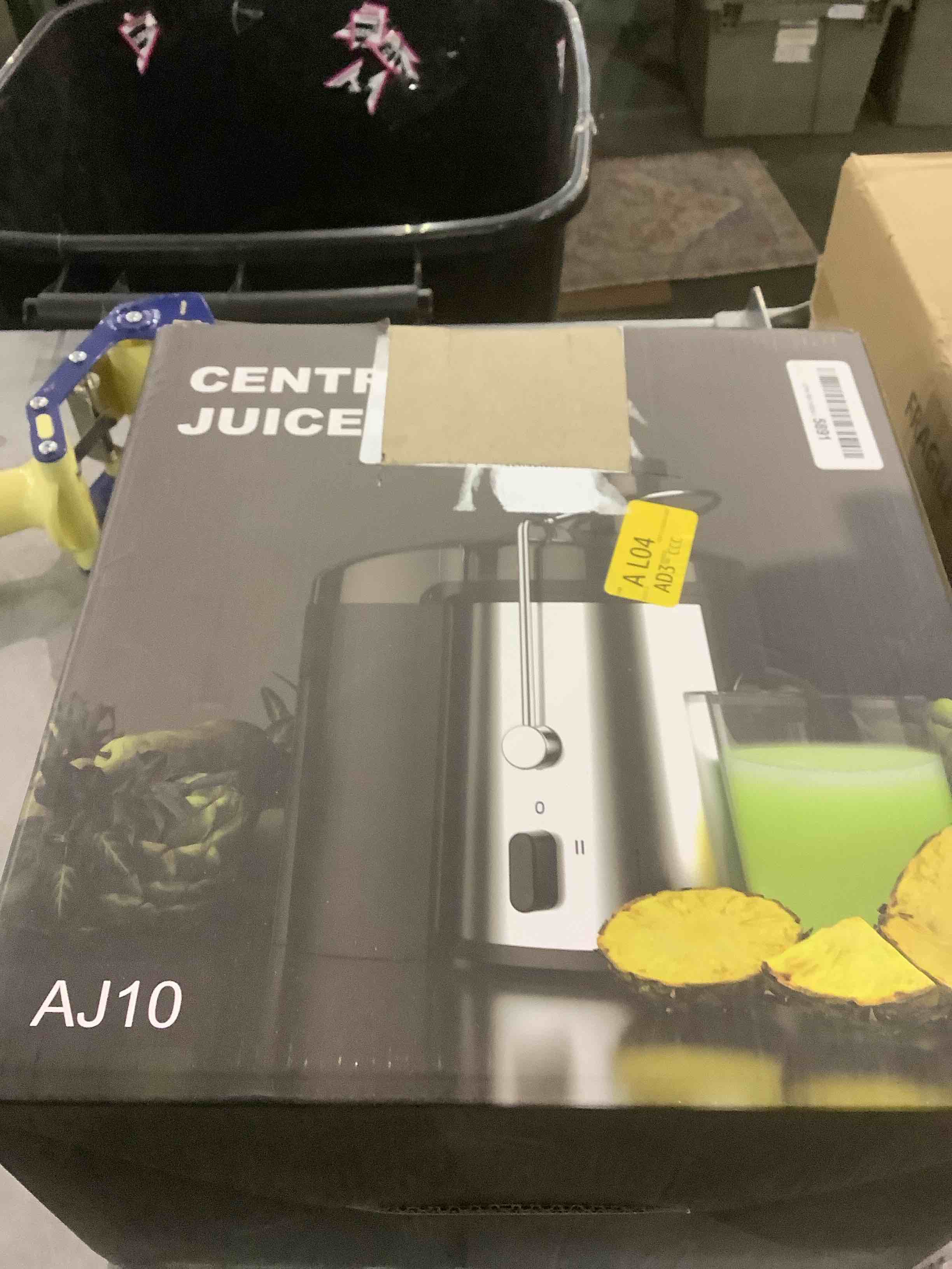 https://s3.amazonaws.com/lotting-images-prod/bidfta/EXS00790681_1702900934696.jpeg